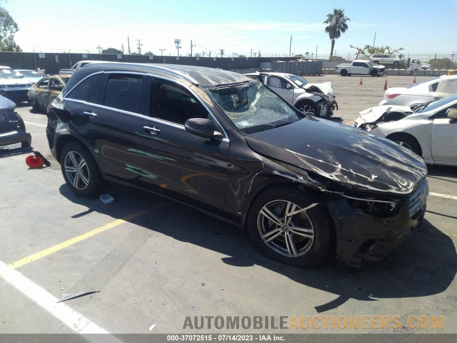 W1N0G8DB3NV382307 MERCEDES-BENZ GLC 2022