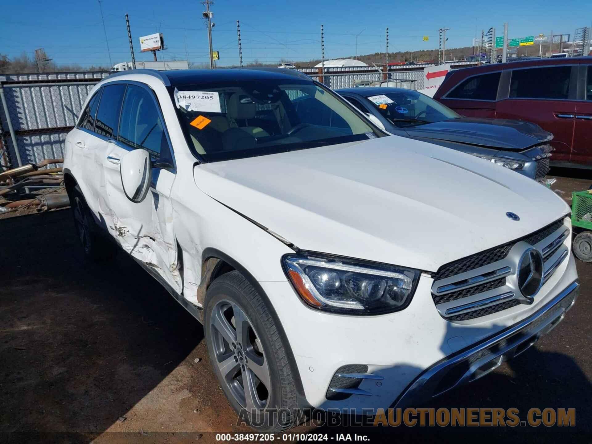 W1N0G8DB4NV331740 MERCEDES-BENZ GLC 300 2022