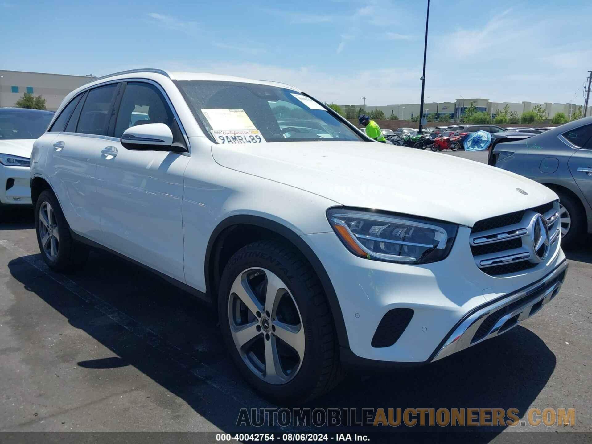 W1N0G8DB4NV342592 MERCEDES-BENZ GLC 300 2022