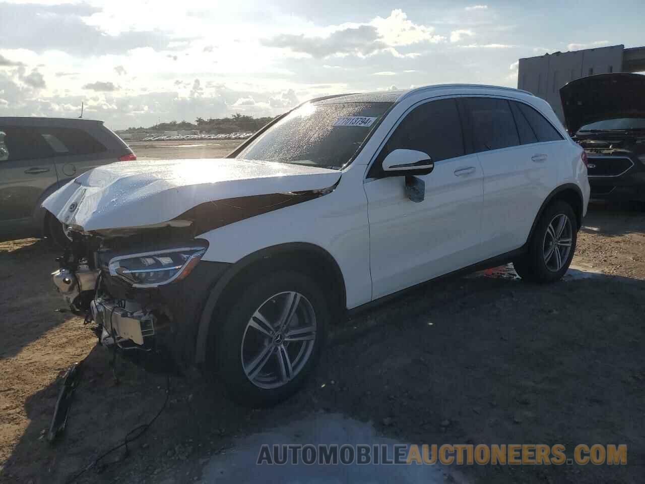 W1N0G8DB5MV264743 MERCEDES-BENZ GLC-CLASS 2021