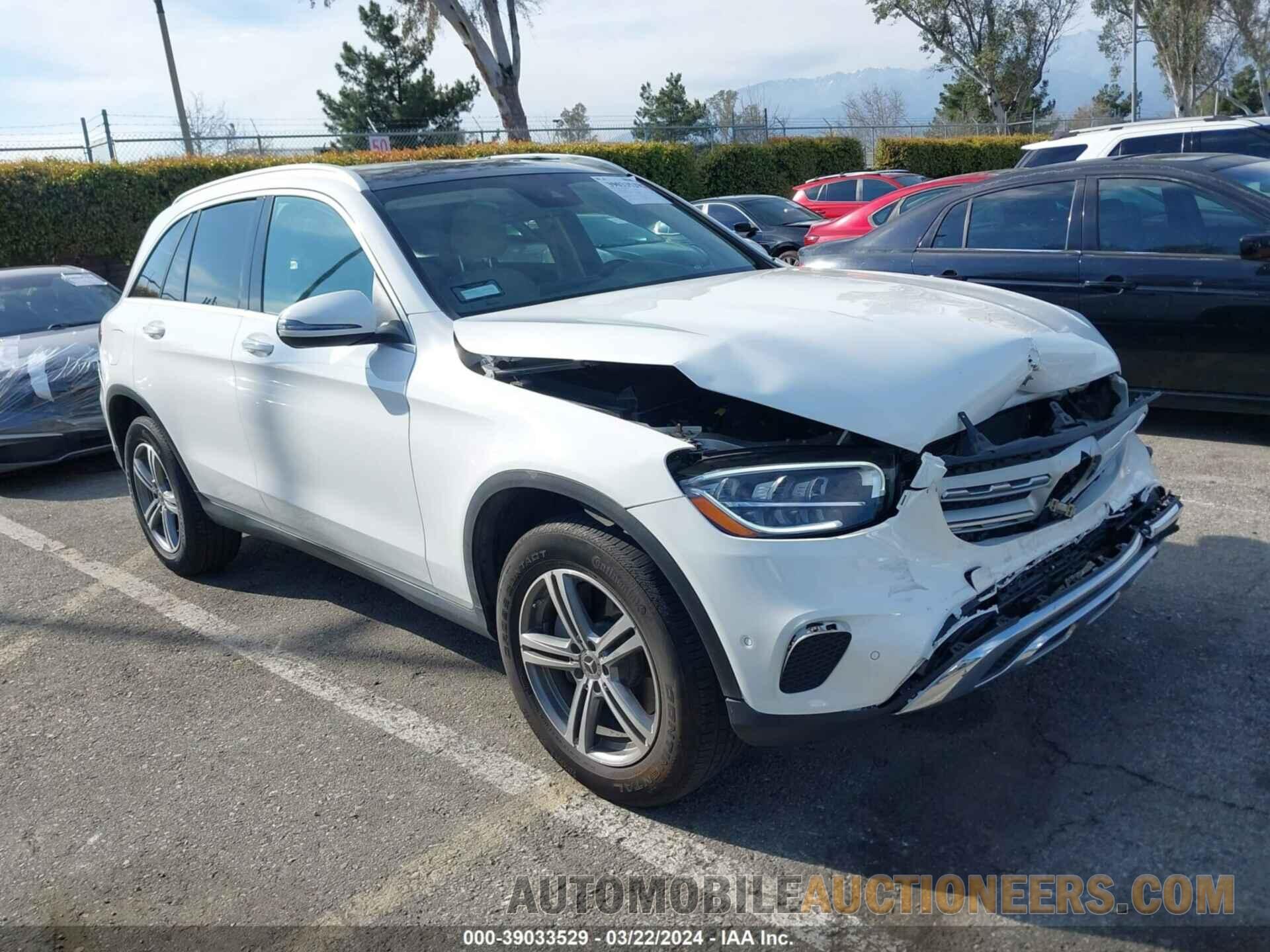 W1N0G8DB5NG036795 MERCEDES-BENZ GLC 300 2022