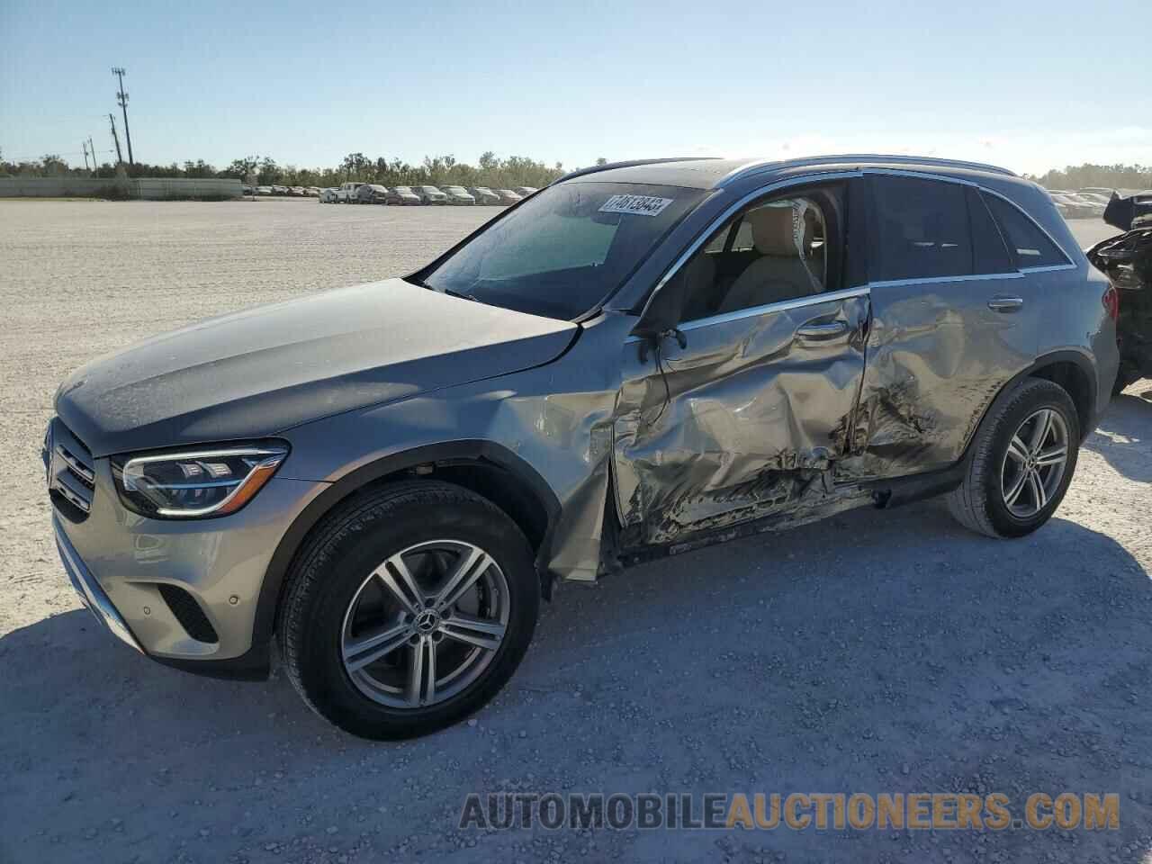 W1N0G8DB5NV379070 MERCEDES-BENZ GLC-CLASS 2022