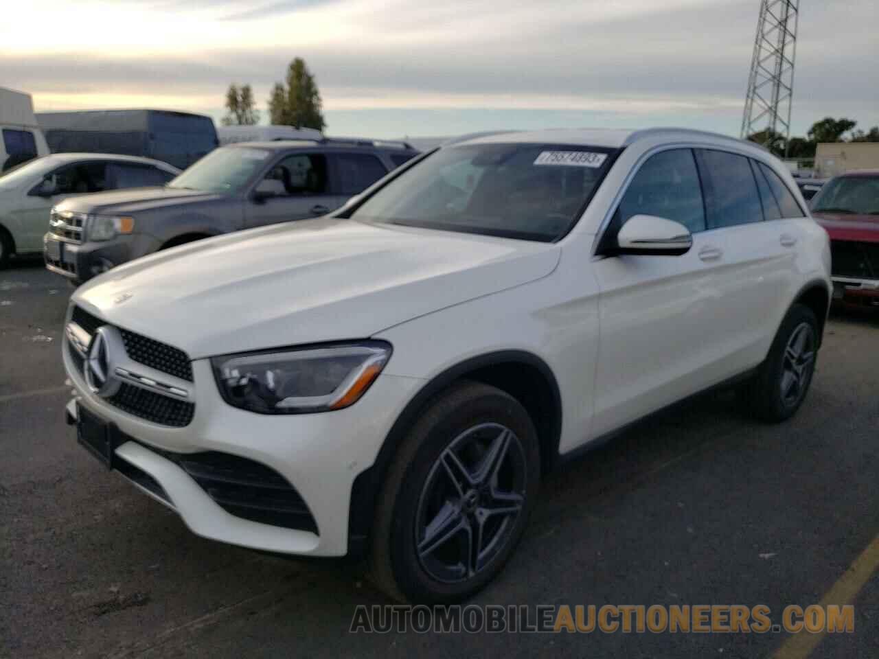 W1N0G8DB7MF886268 MERCEDES-BENZ GLC-CLASS 2021