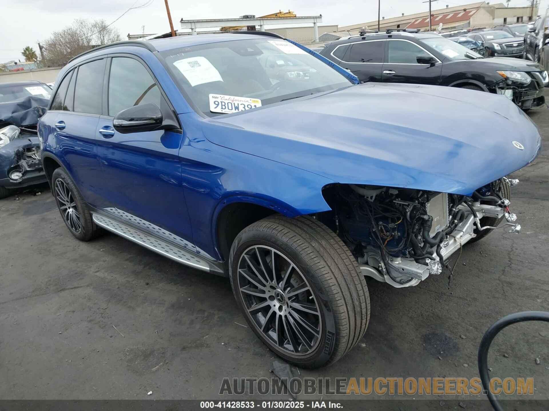 W1N0G8DB7NG057633 MERCEDES-BENZ GLC 300 2022