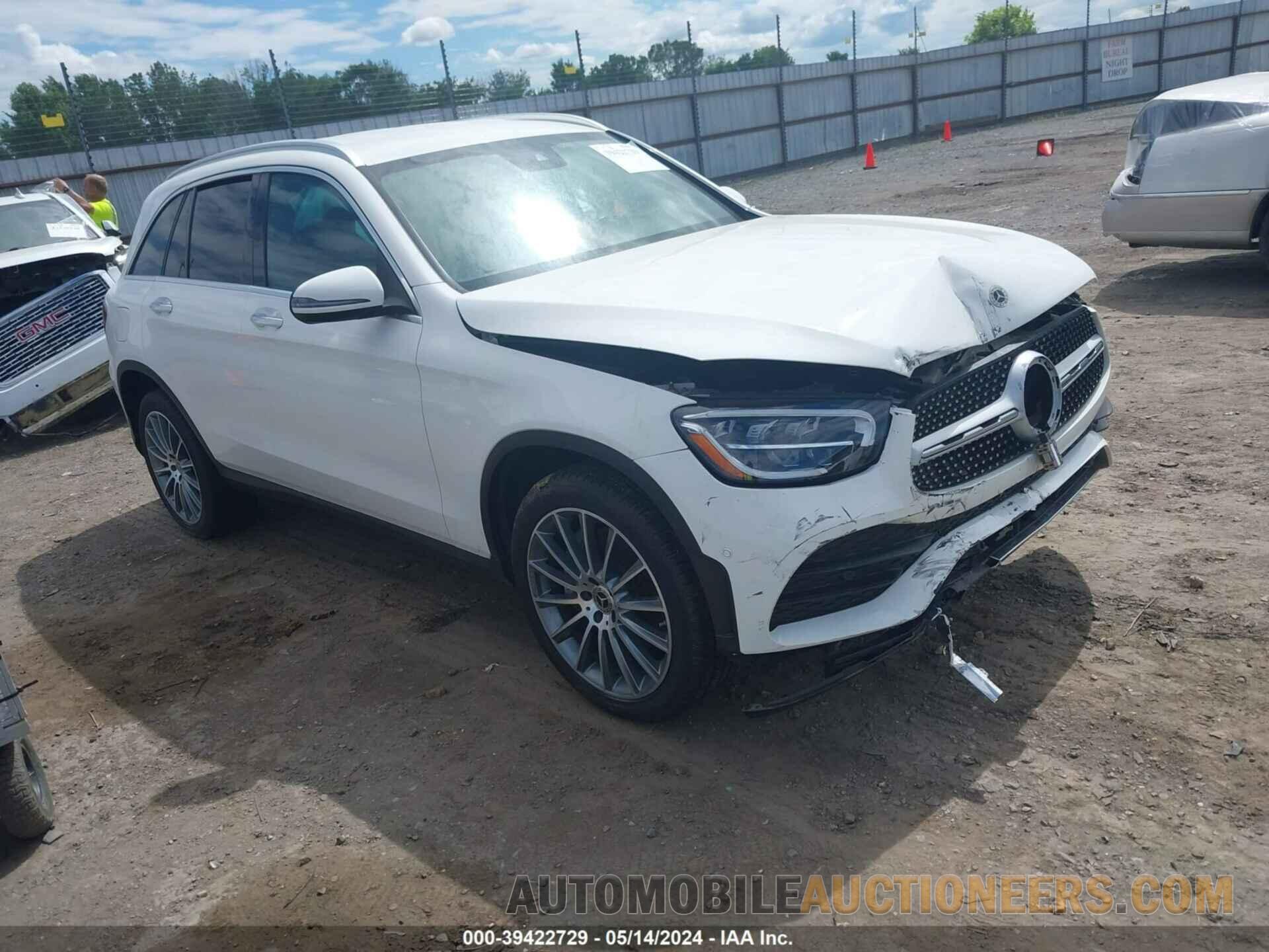 W1N0G8DB7NV362495 MERCEDES-BENZ GLC 300 2022