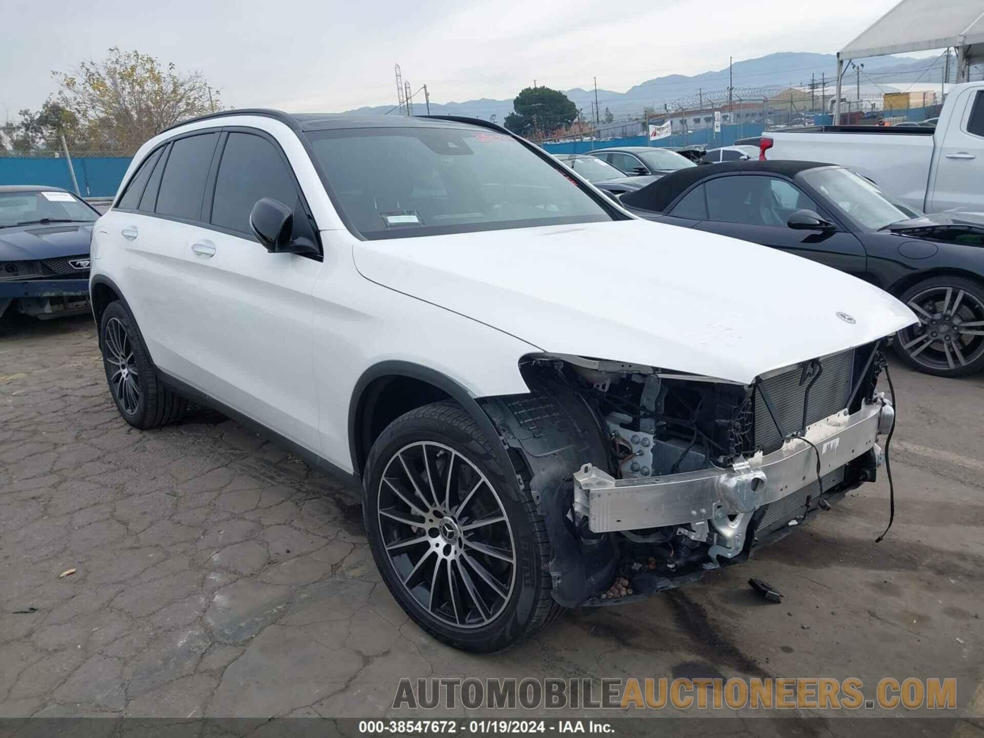 W1N0G8DB7NV369902 MERCEDES-BENZ GLC 300 2022