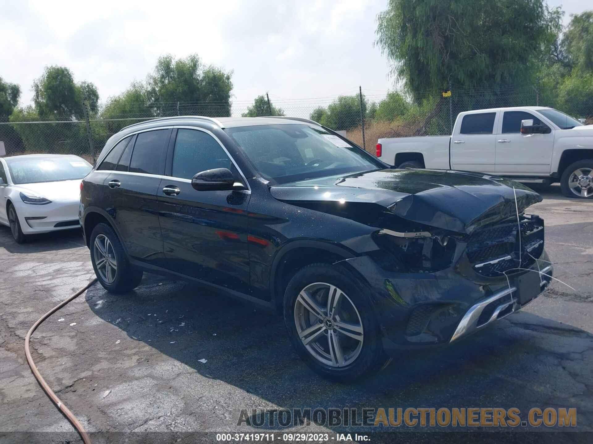 W1N0G8DB7NV394475 MERCEDES-BENZ GLC 2022