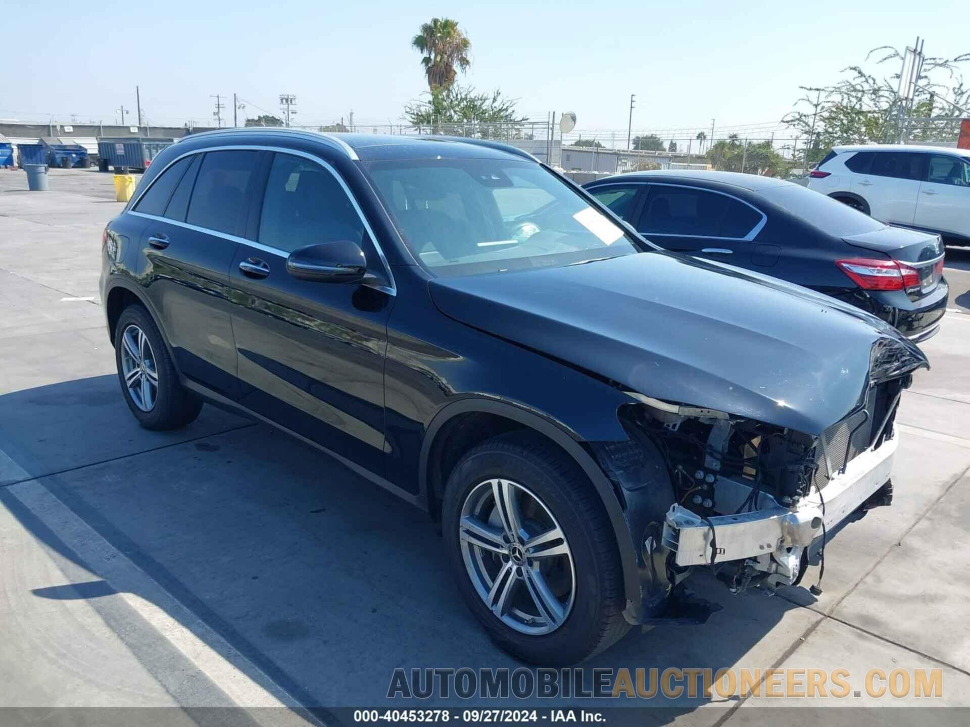 W1N0G8DB8NV392296 MERCEDES-BENZ GLC 300 2022