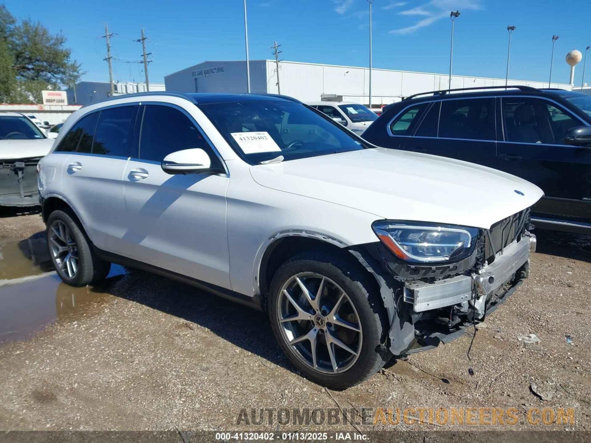 W1N0G8DB9LF775526 MERCEDES-BENZ GLC 300 2020