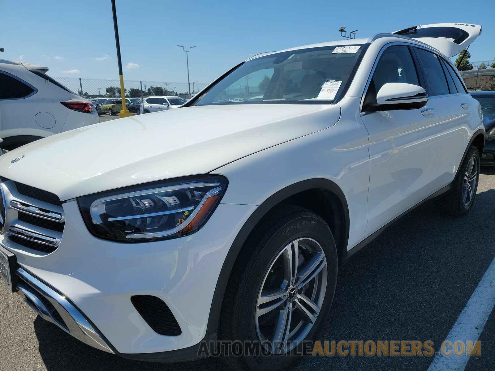 W1N0G8DBXLF865090 Mercedes-Benz GLC 2020