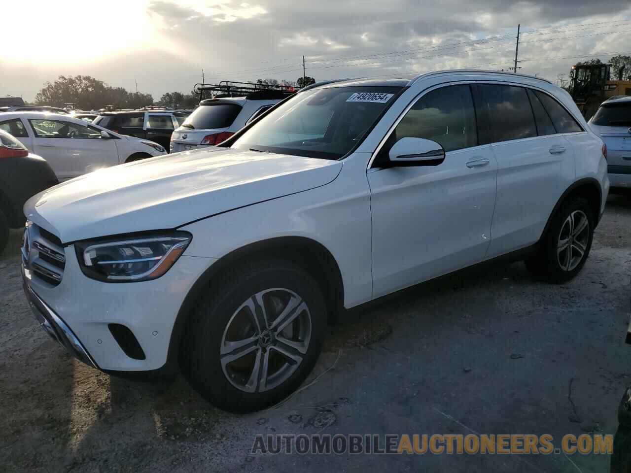 W1N0G8DBXMF927380 MERCEDES-BENZ GLC-CLASS 2021