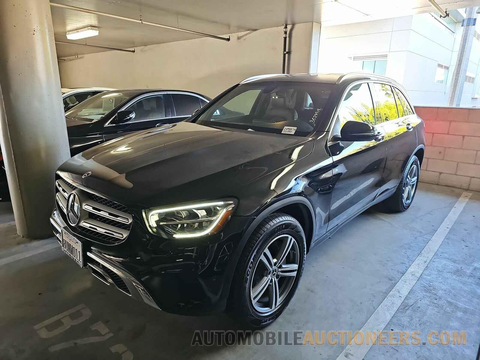 W1N0G8DBXMV271395 Mercedes-Benz GLC 2021