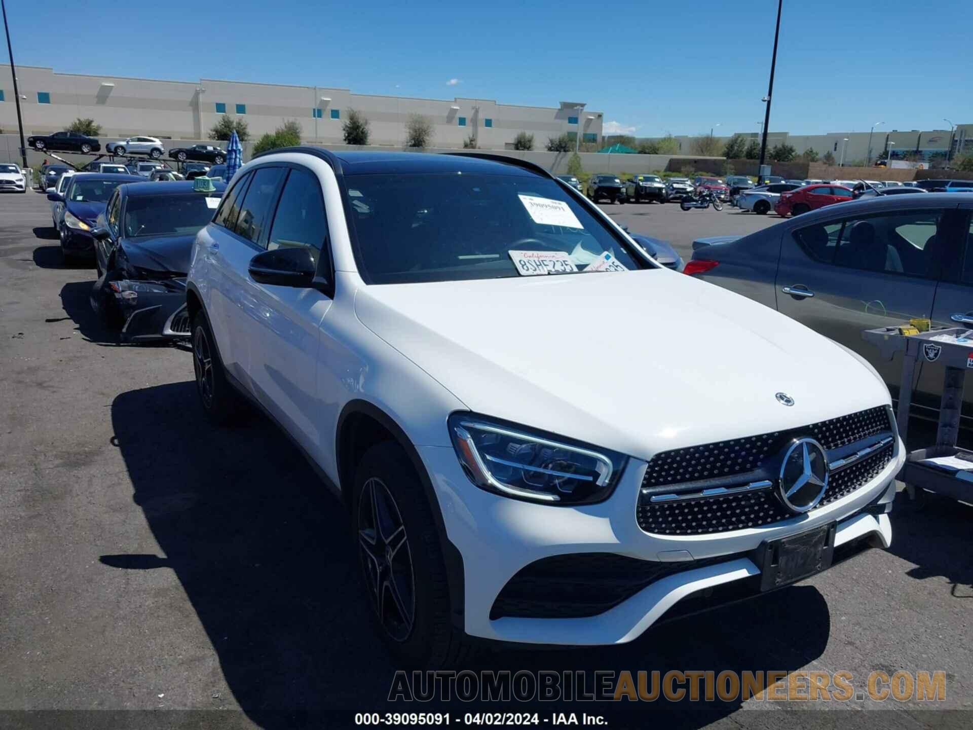 W1N0G8EB0LF811814 MERCEDES-BENZ GLC 300 2020