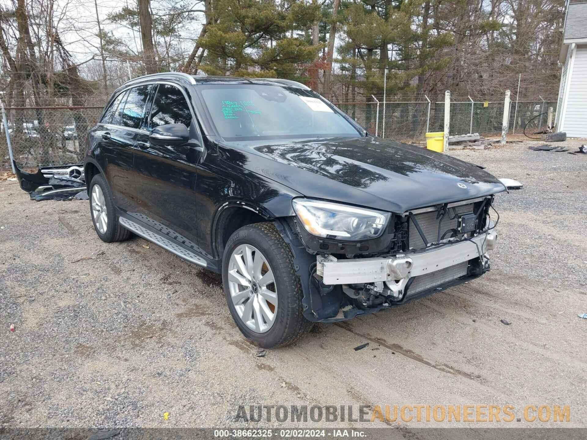 W1N0G8EB3LF800516 MERCEDES-BENZ GLC 300 2020