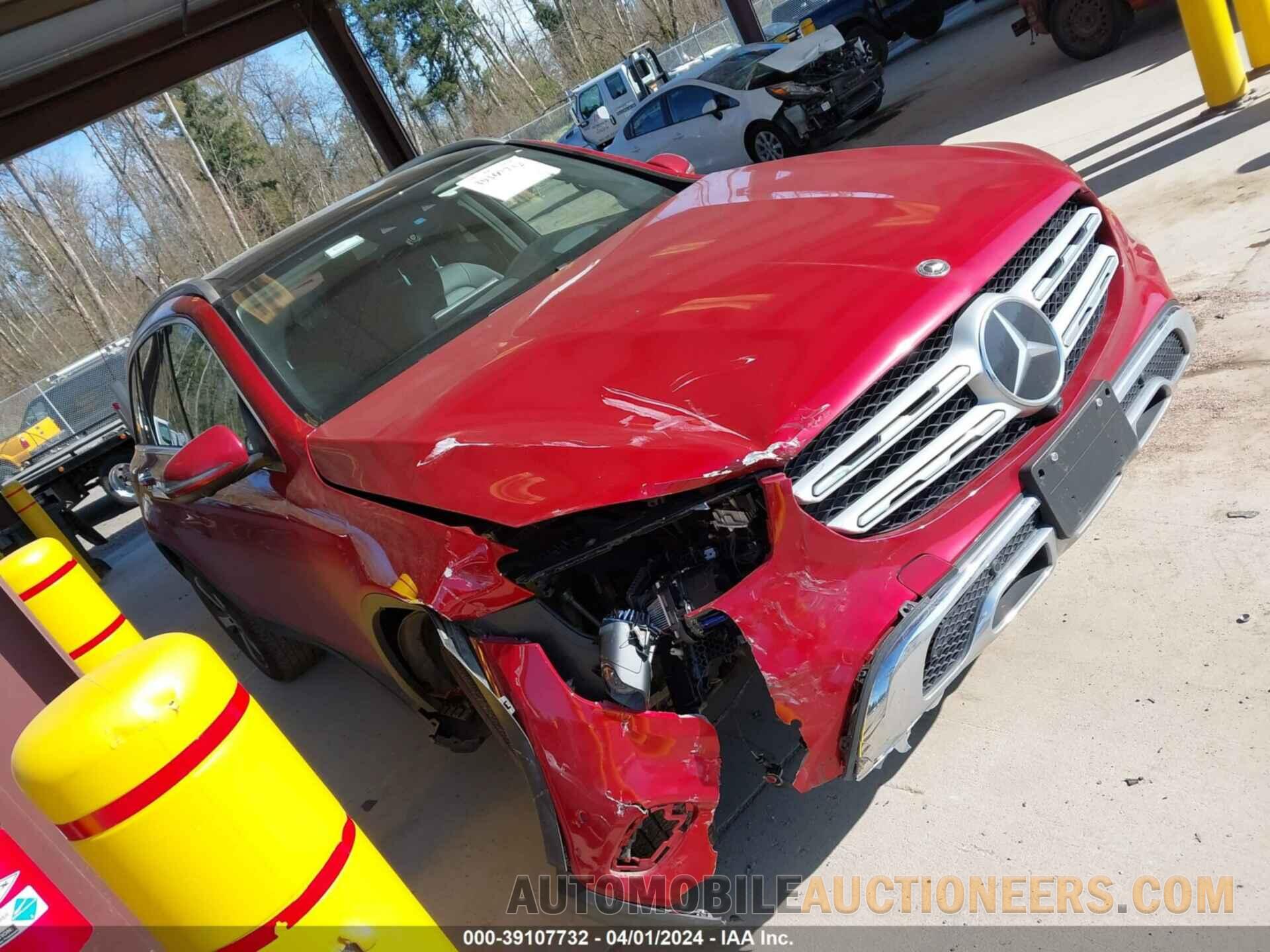 W1N0G8EB3MF920379 MERCEDES-BENZ GLC 300 2021