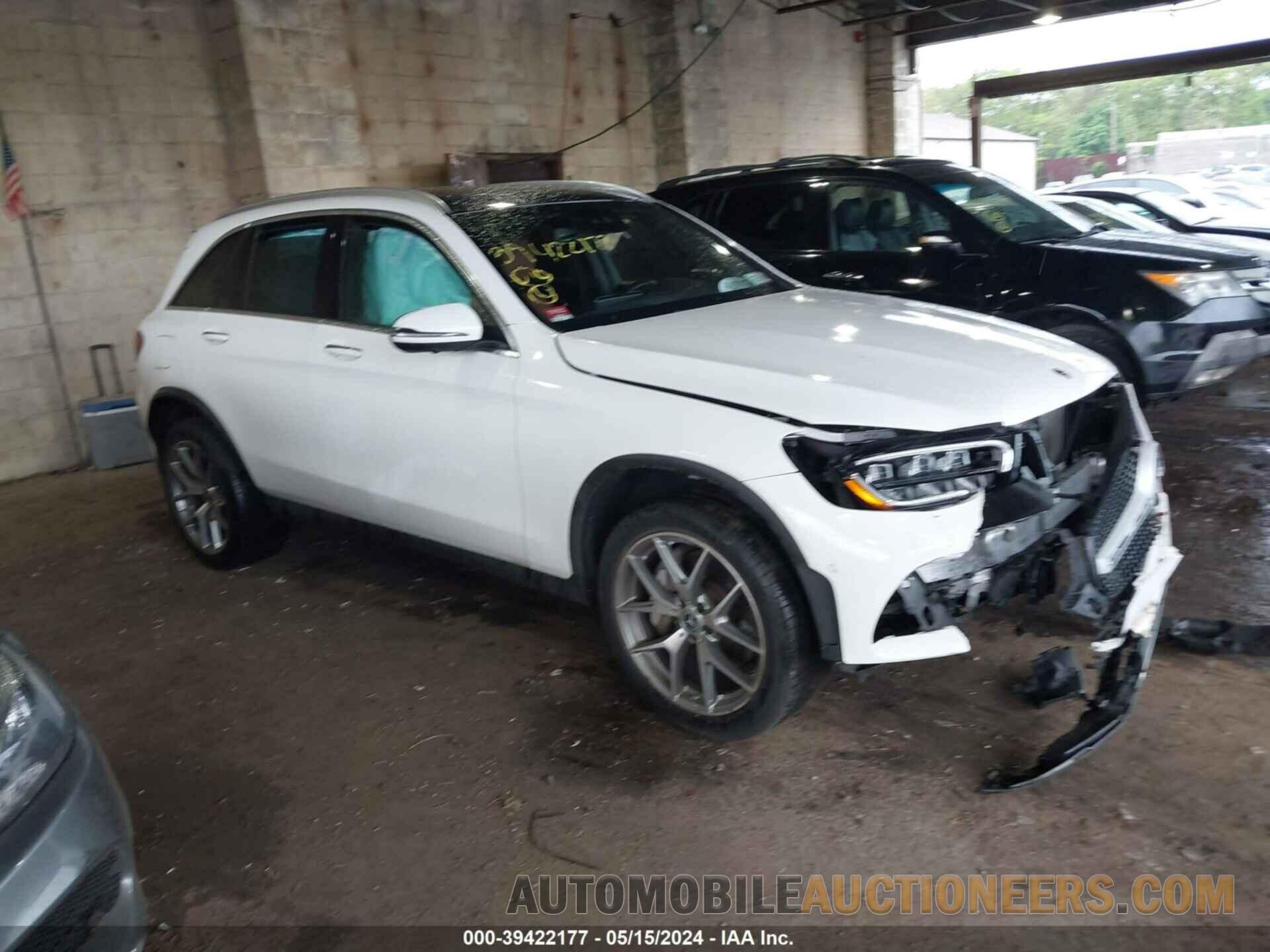 W1N0G8EB3NV378675 MERCEDES-BENZ GLC 300 2022