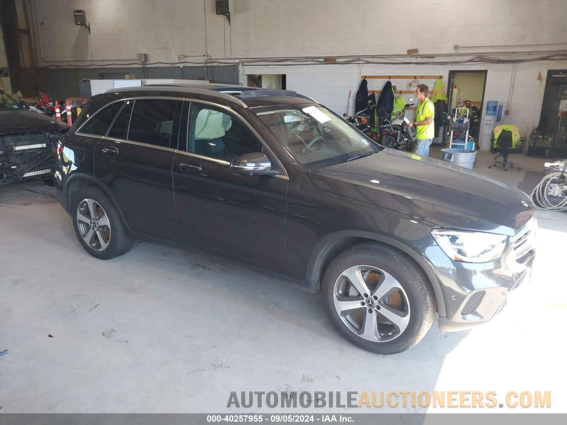 W1N0G8EB5LF843495 MERCEDES-BENZ GLC 300 2020