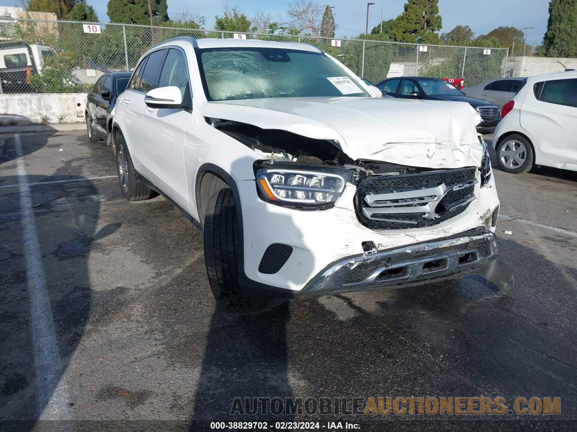 W1N0G8EB5NG117004 MERCEDES-BENZ GLC 300 2022