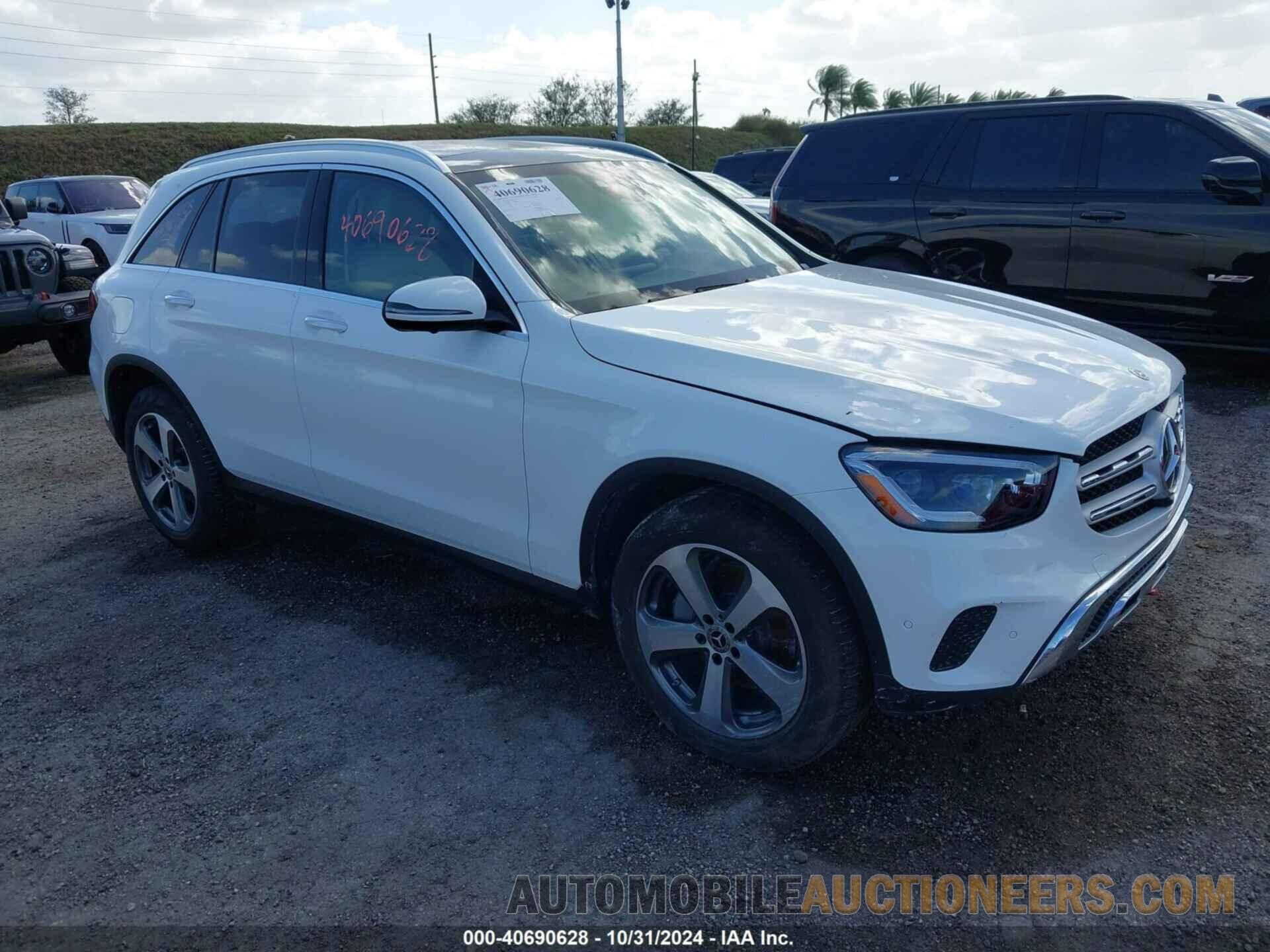 W1N0G8EB5NV334810 MERCEDES-BENZ GLC 300 2022