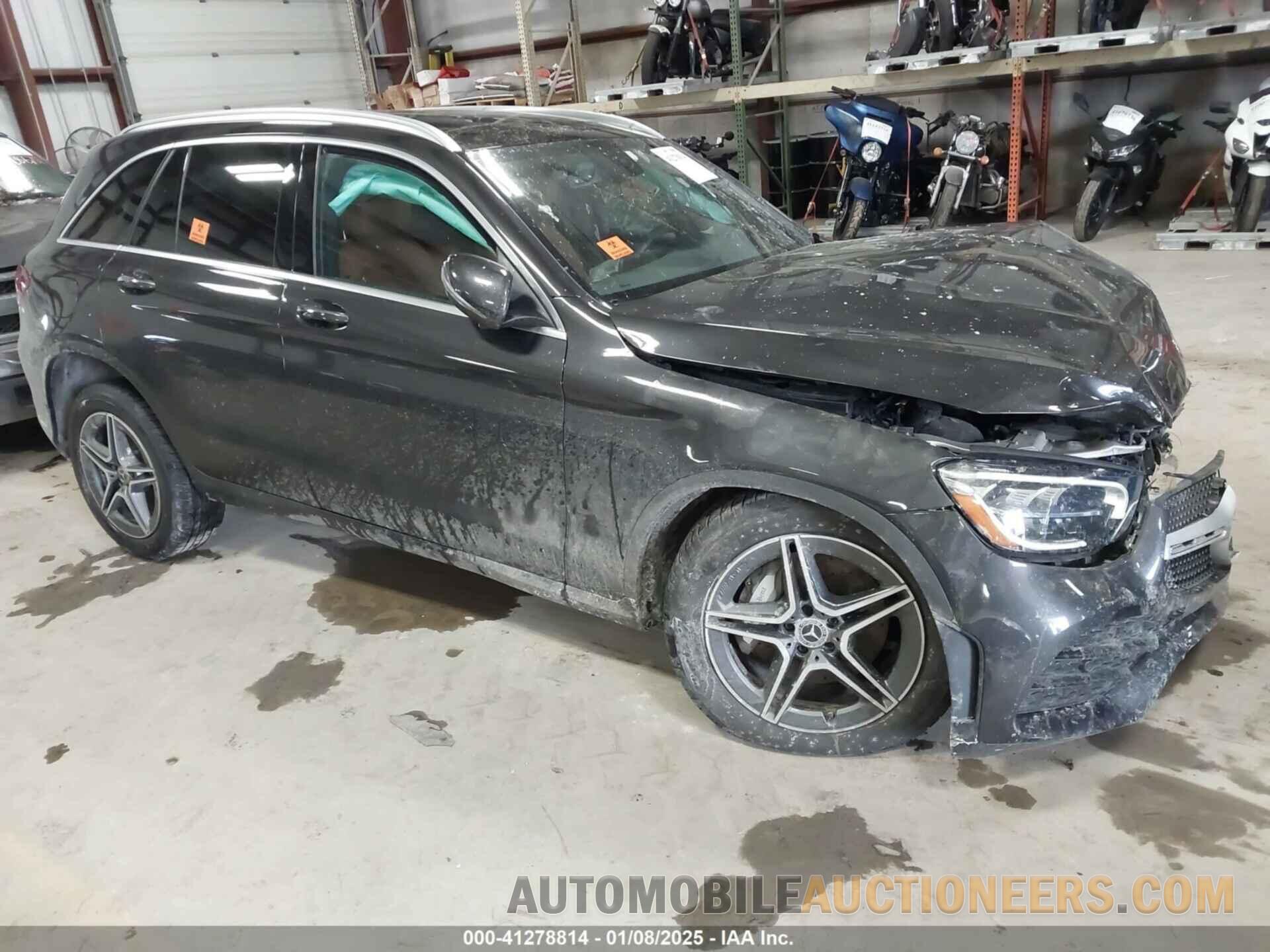 W1N0G8EB6LF825183 MERCEDES-BENZ GLC 300 2020