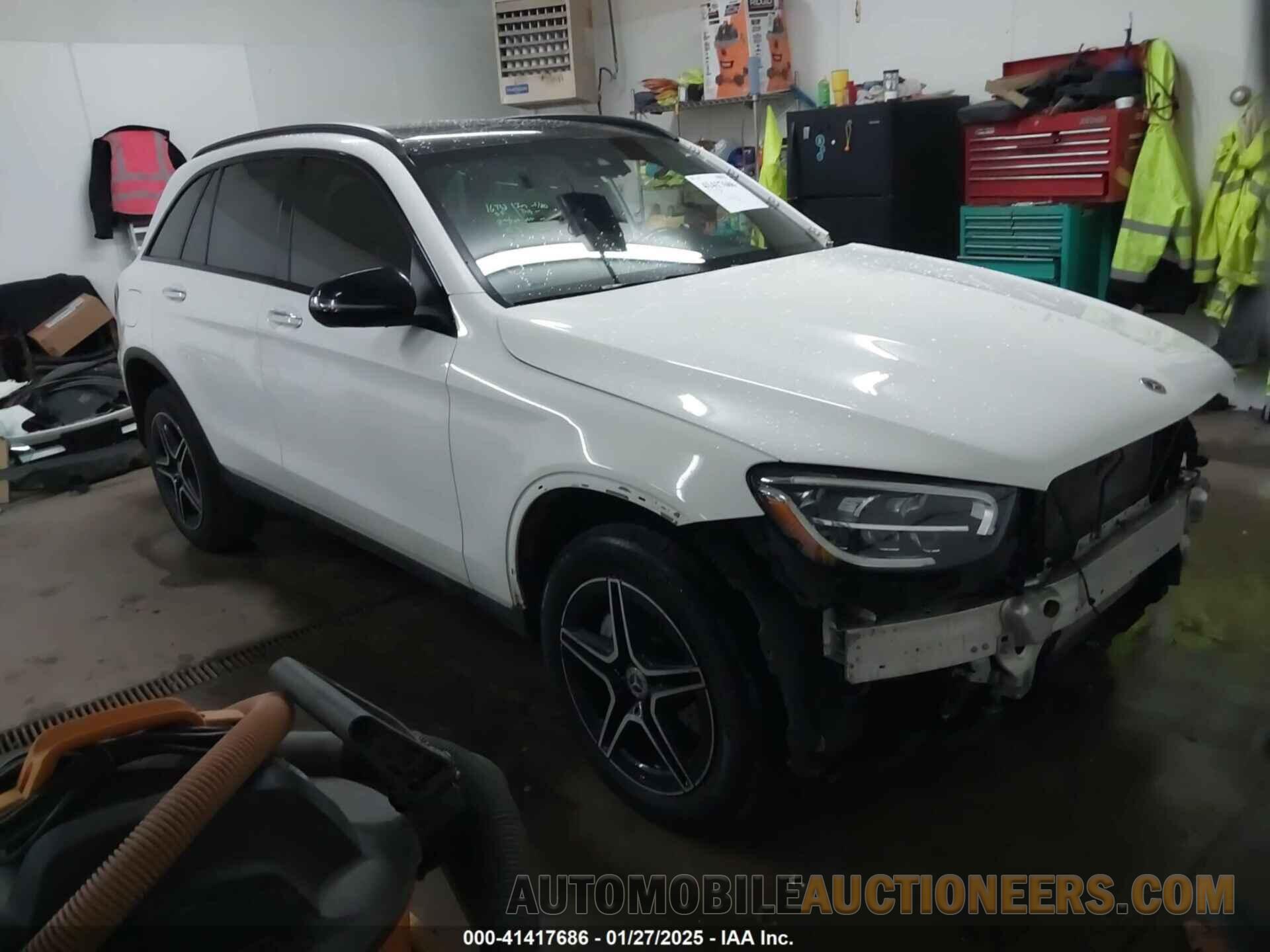 W1N0G8EB6NV383675 MERCEDES-BENZ GLC 300 2022