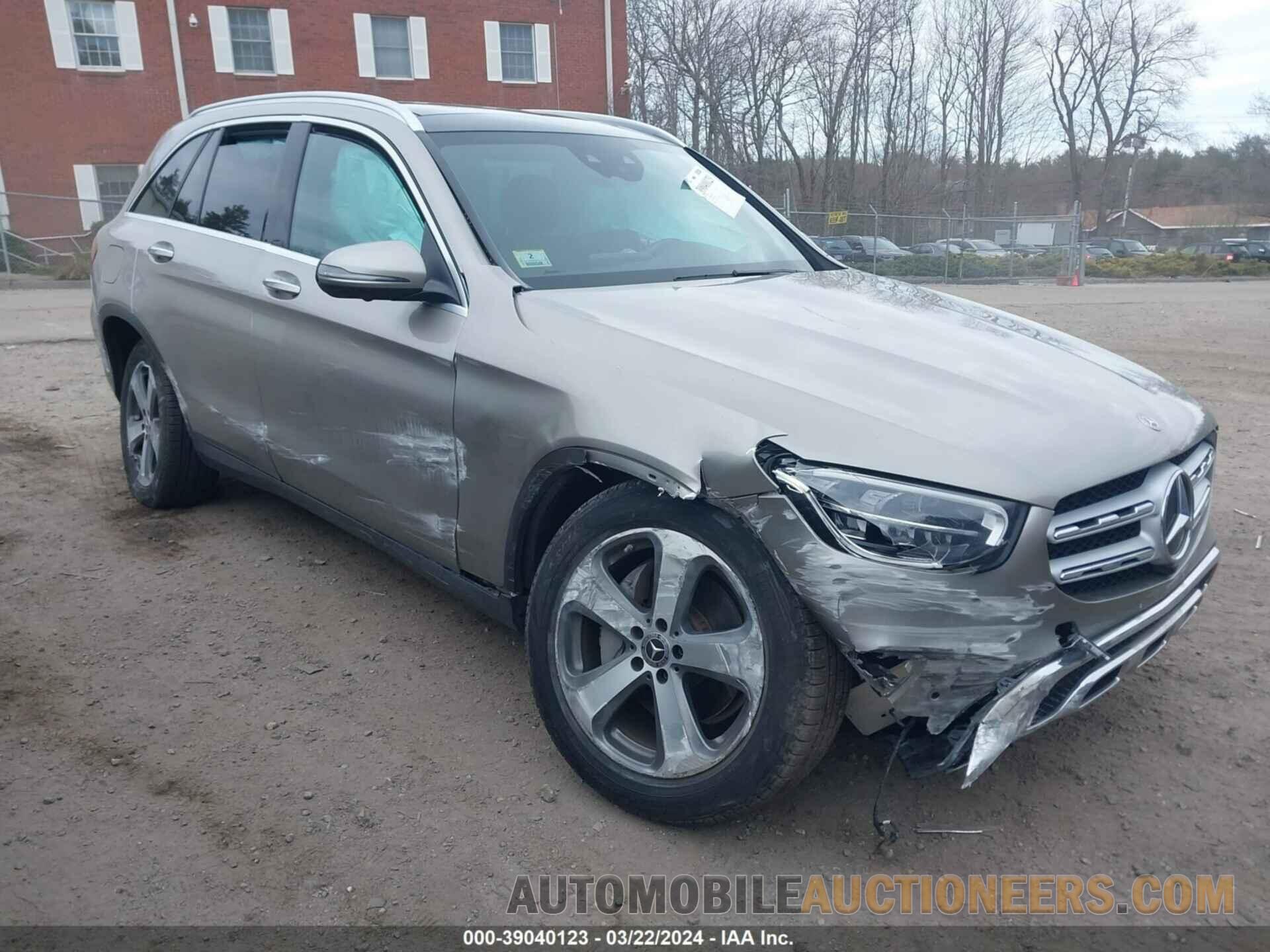 W1N0G8EB8LF794793 MERCEDES-BENZ GLC 300 2020