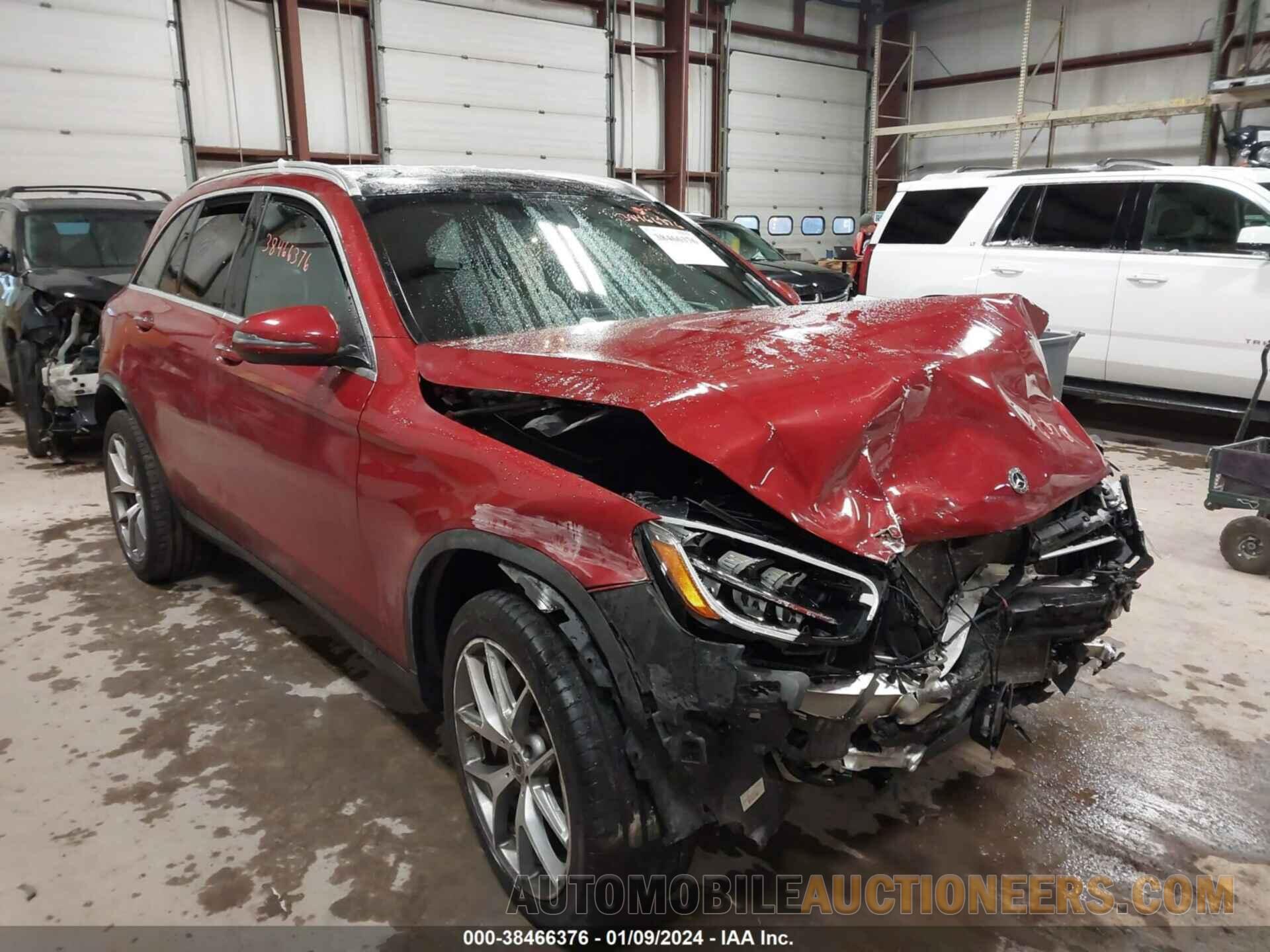 W1N0G8EB8LF865359 MERCEDES-BENZ GLC 300 2020