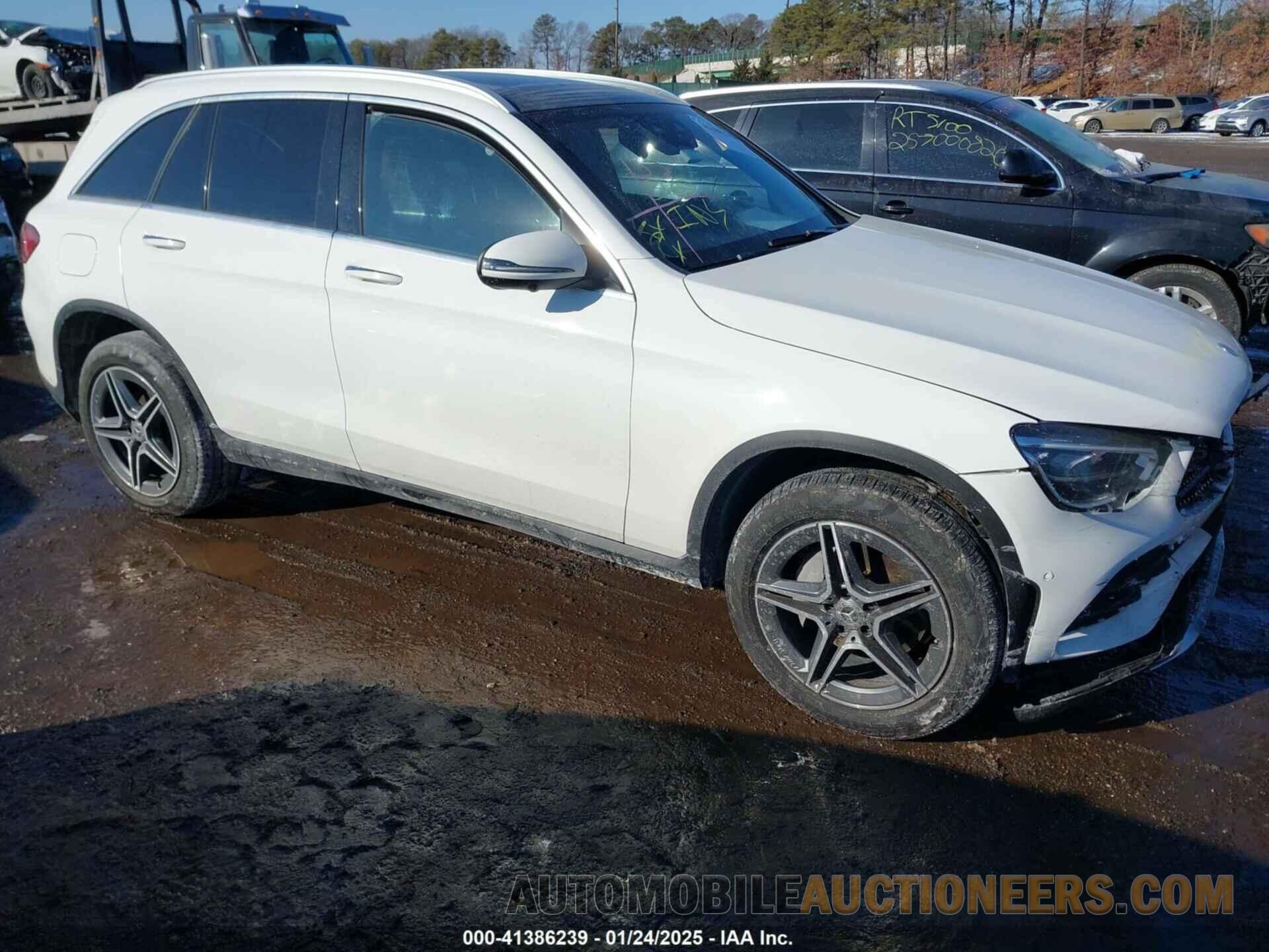 W1N0G8EB8MF973210 MERCEDES-BENZ GLC 300 2021