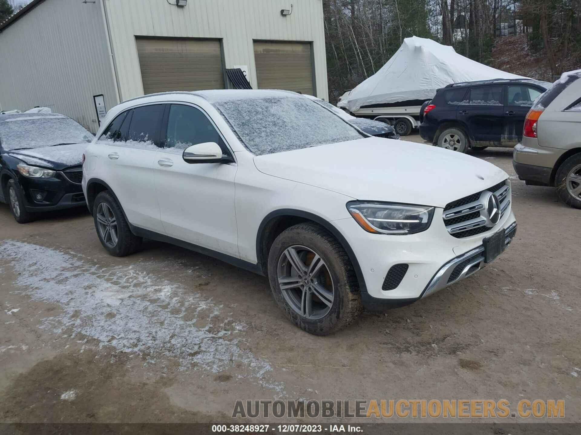 W1N0G8EB8NV327995 MERCEDES-BENZ GLC 300 2022