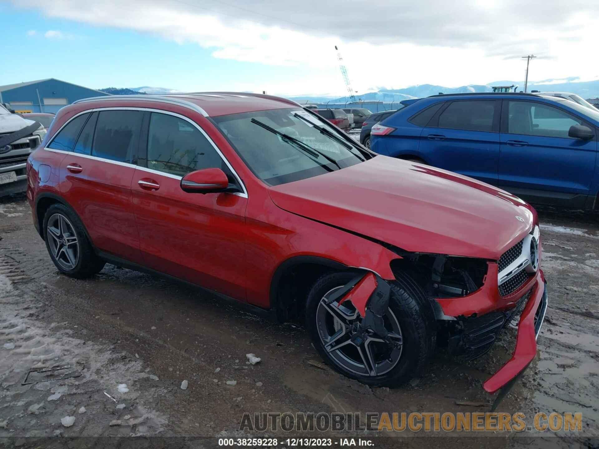 W1N0G8EBXNV334916 MERCEDES-BENZ GLC 300 2022