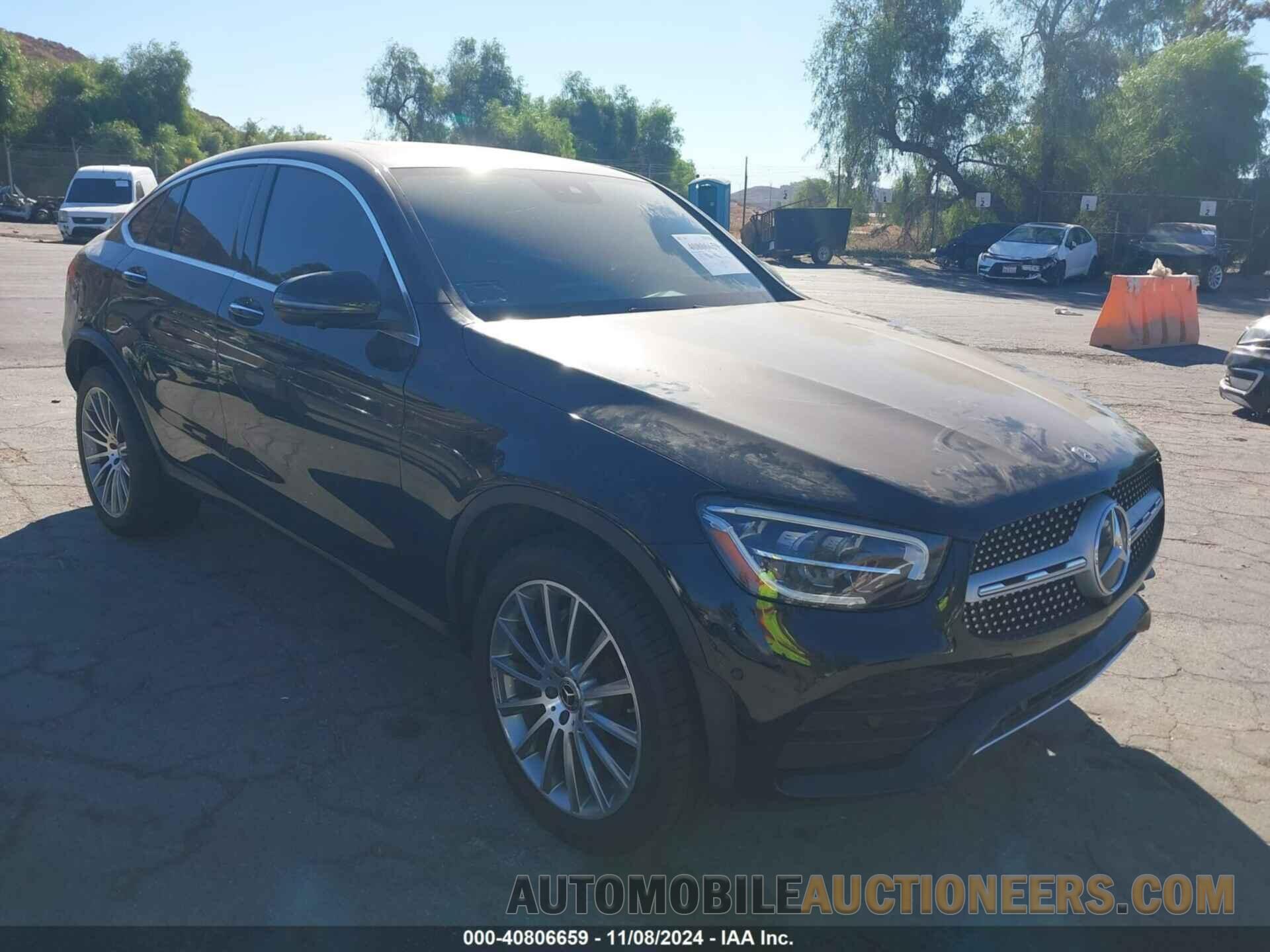 W1N0J8EB1MF926702 MERCEDES-BENZ GLC 300 2021