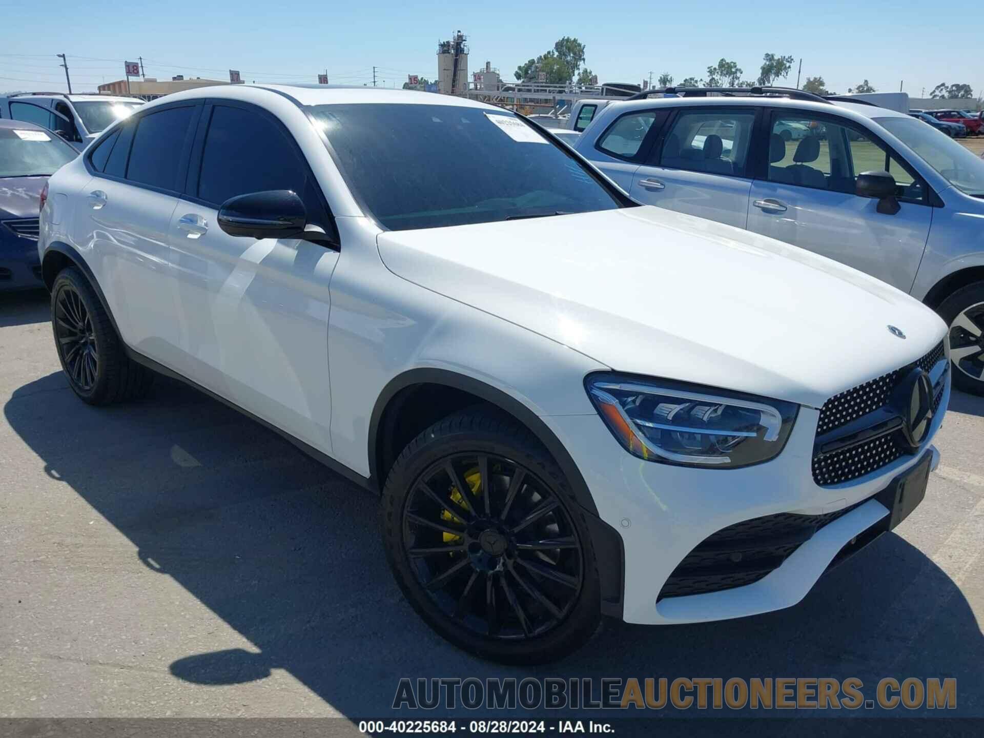 W1N0J8EB1MF942270 MERCEDES-BENZ GLC 300 2021