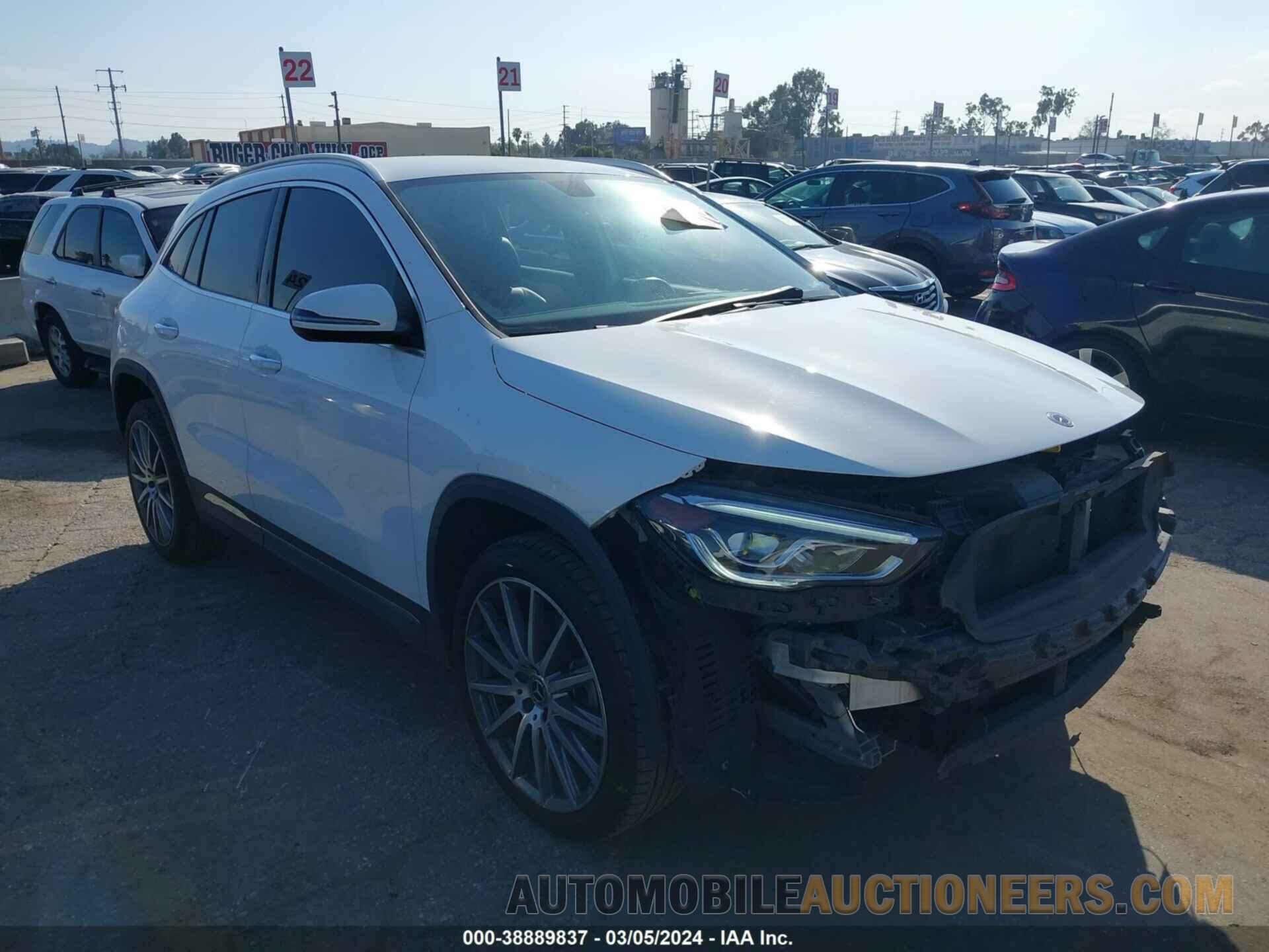 W1N4N4GB8MJ250886 MERCEDES-BENZ GLA 250 2021