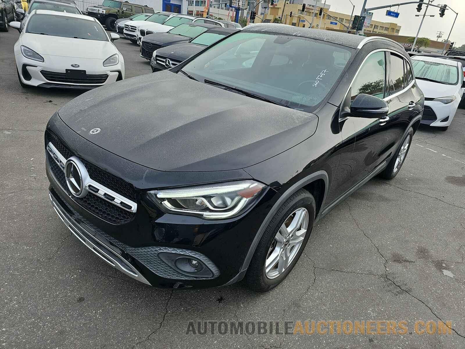 W1N4N4HB6MJ121463 Mercedes-Benz GLA 2021