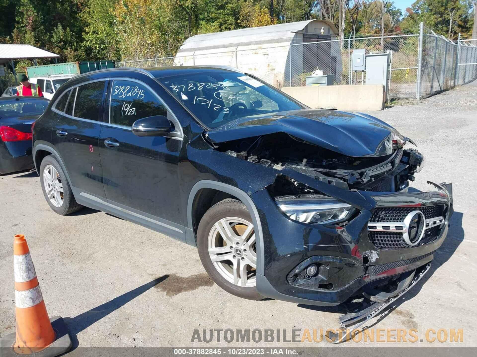 W1N4N4HB7MJ216923 MERCEDES-BENZ GLA 2021