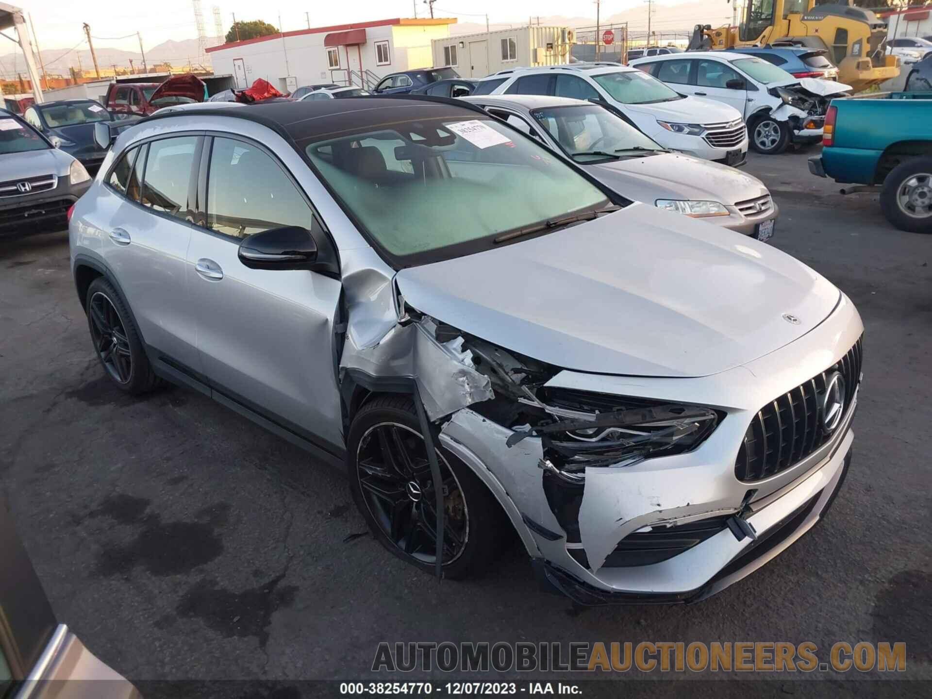 W1N4N5BB0MJ220424 MERCEDES-BENZ AMG GLA 35 2021