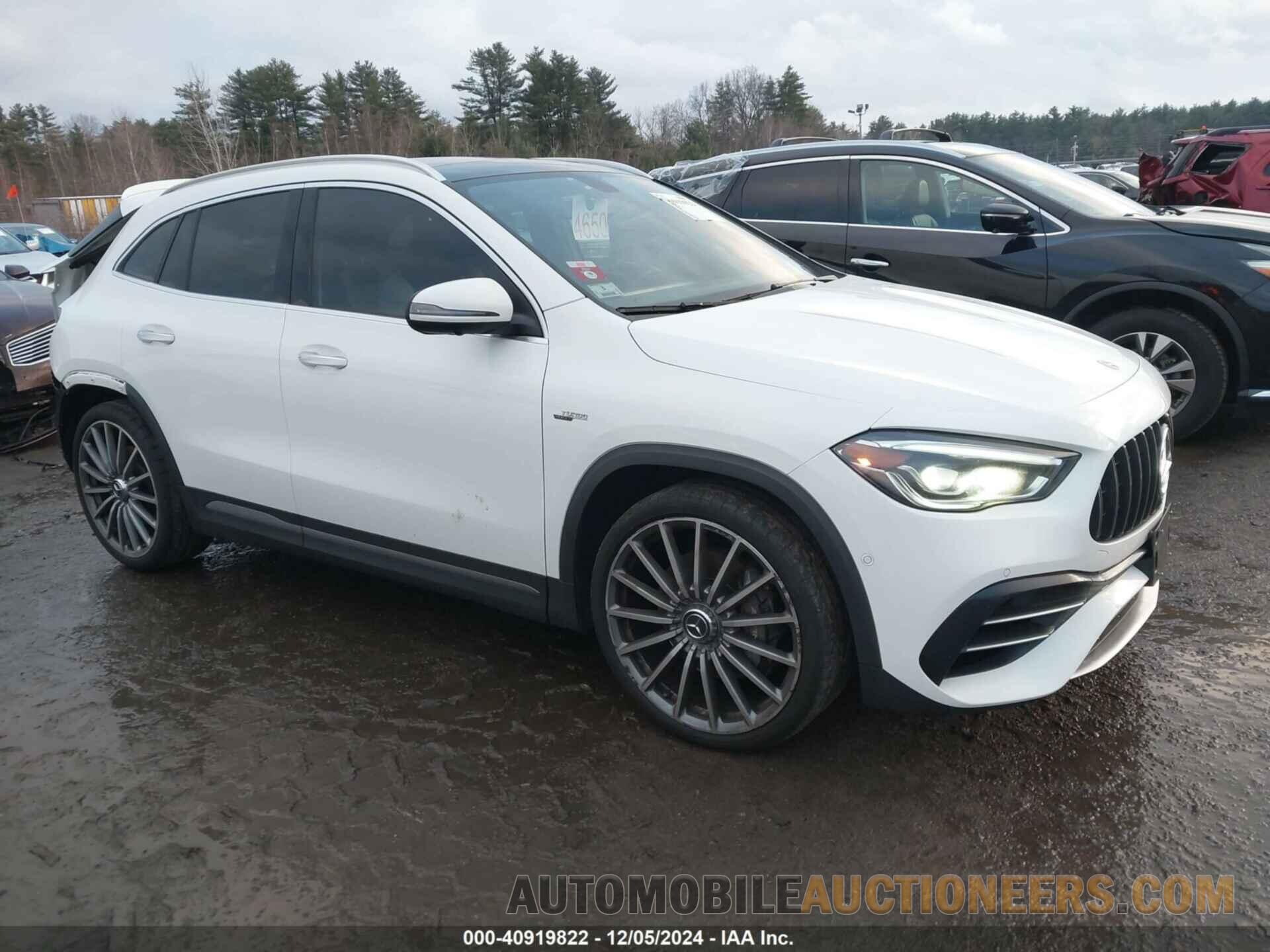 W1N4N5DB3NJ383096 MERCEDES-BENZ AMG GLA 45 2022