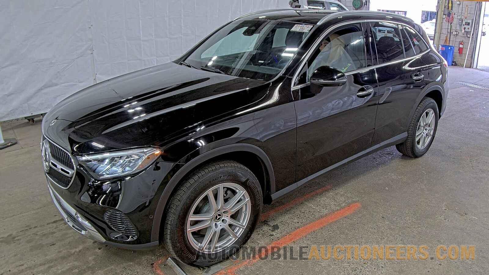 W1NKM4HB2PU028372 Mercedes-Benz GLC 2023