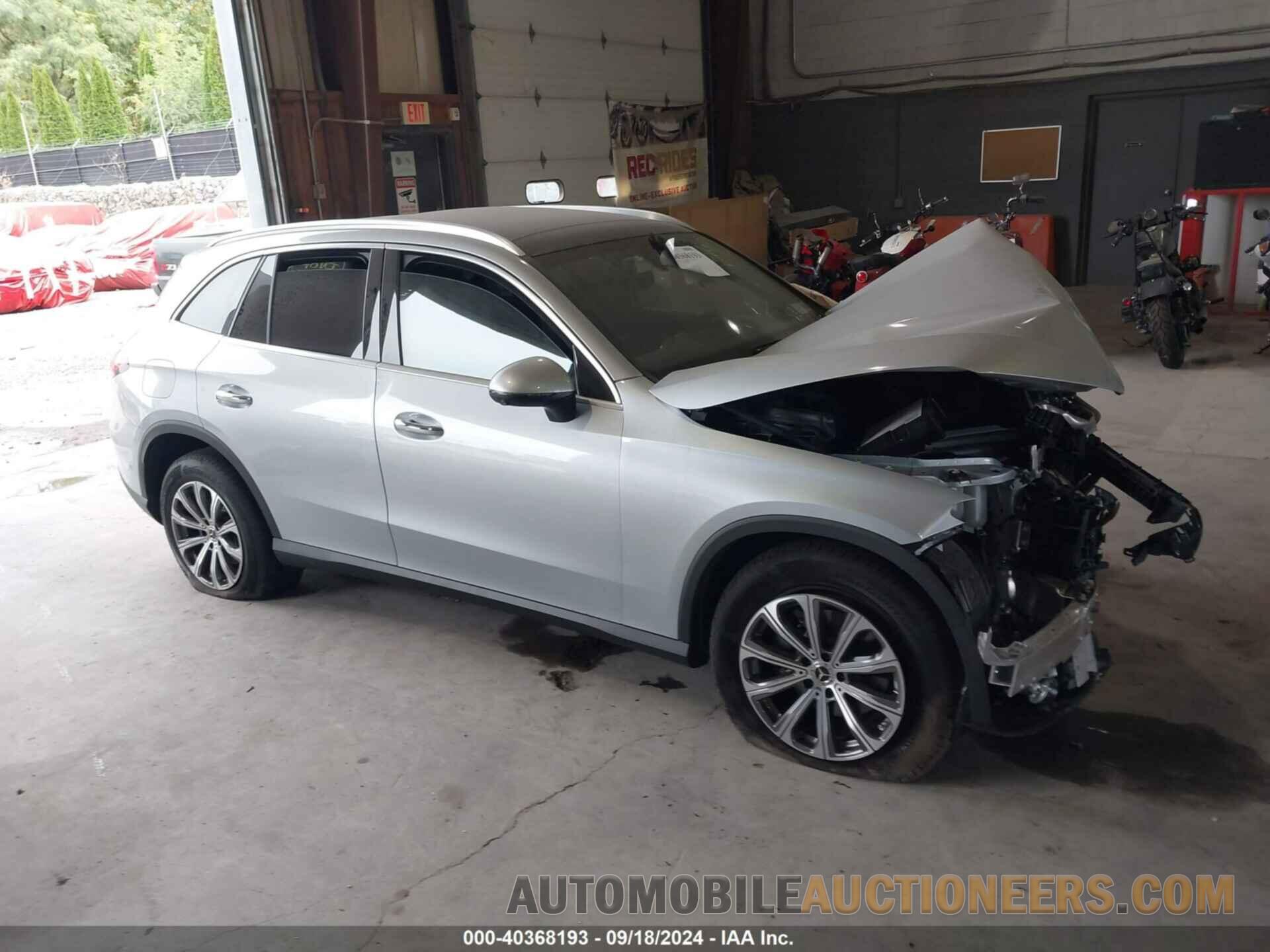 W1NKM4HB3RF123160 MERCEDES-BENZ GLC 300 2024