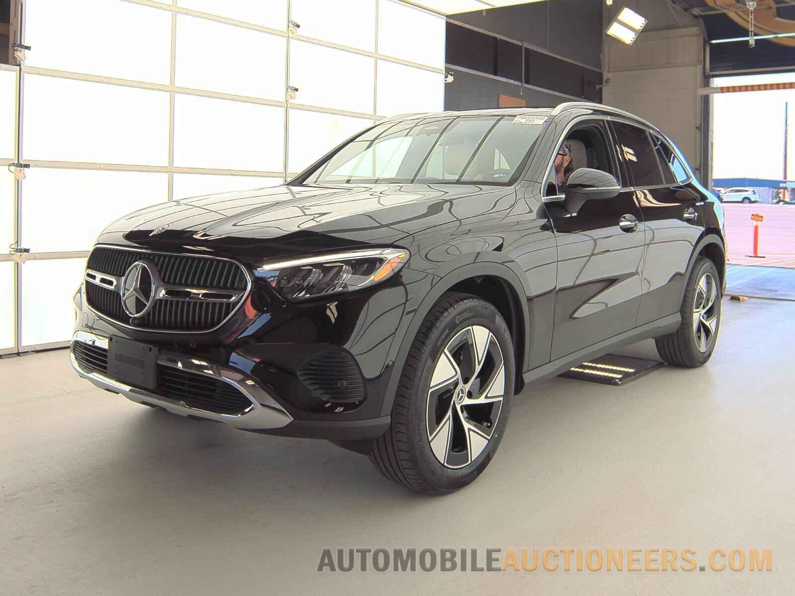 W1NKM4HB5RF142471 Mercedes-Benz GLC 2024