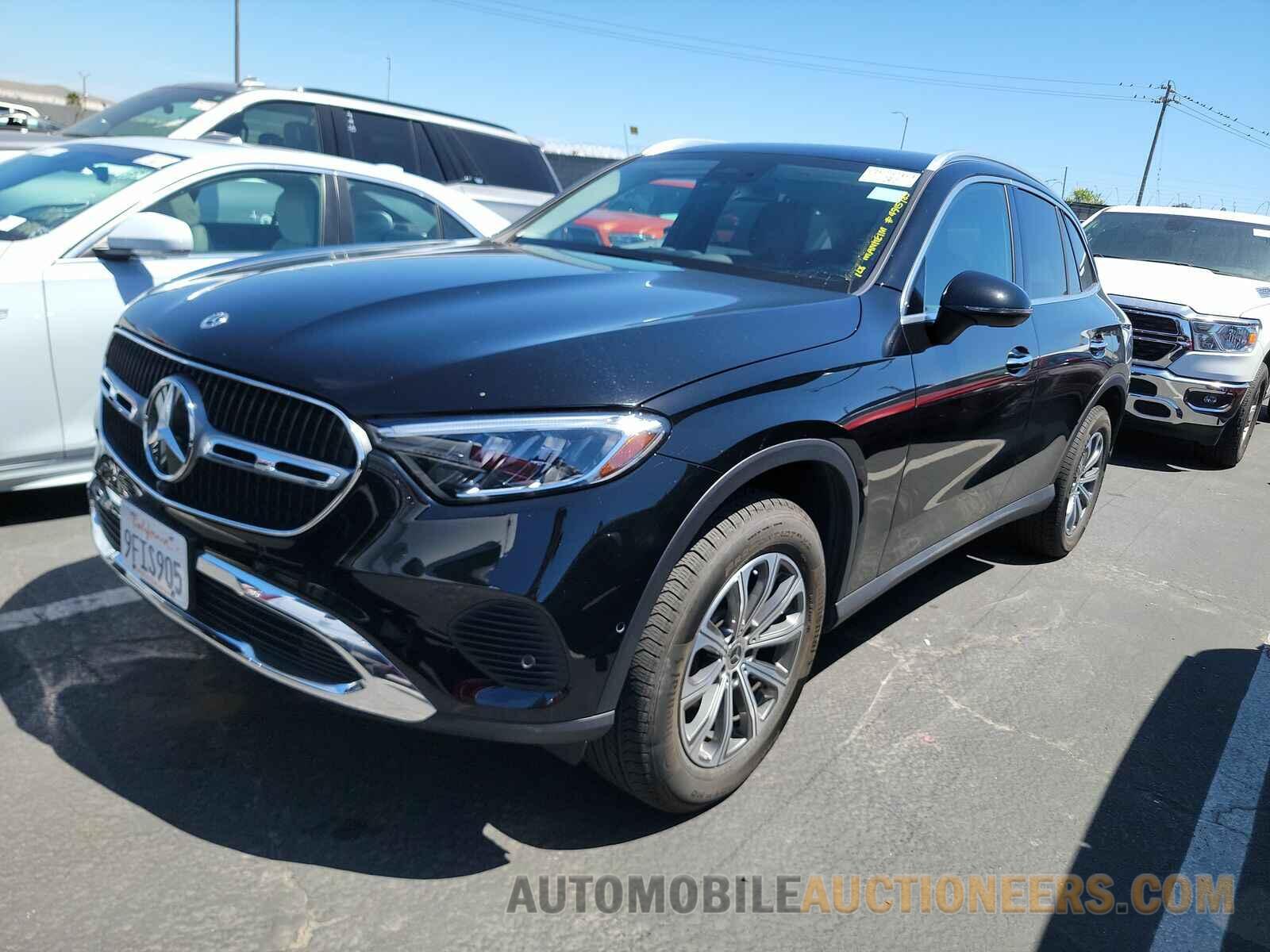 W1NKM4HBXPU022321 Mercedes-Benz GLC 2023