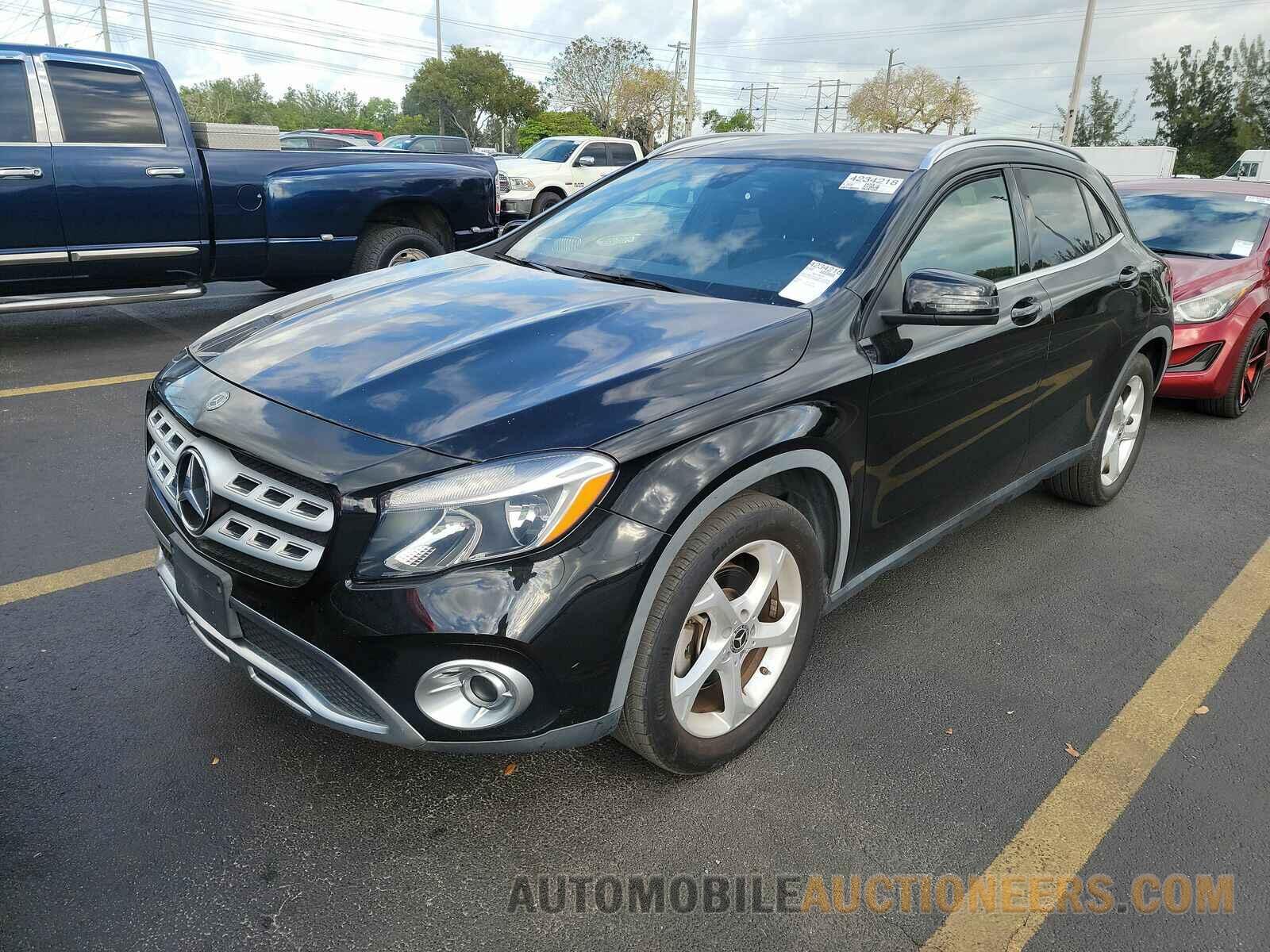 W1NTG4EB8LJ702133 Mercedes-Benz GLA 2020