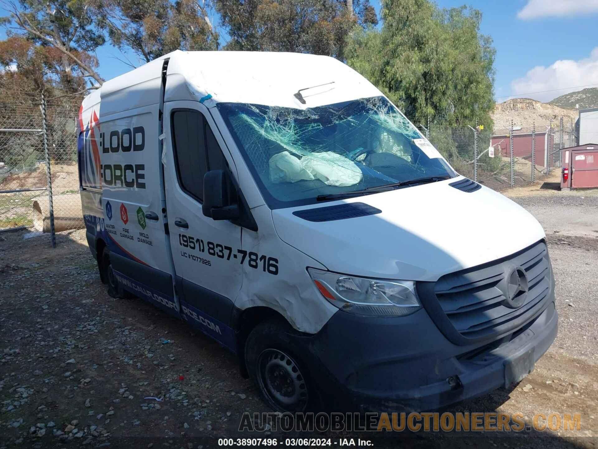 W1W4DBHY2MT046837 MERCEDES-BENZ SPRINTER 2500 2021