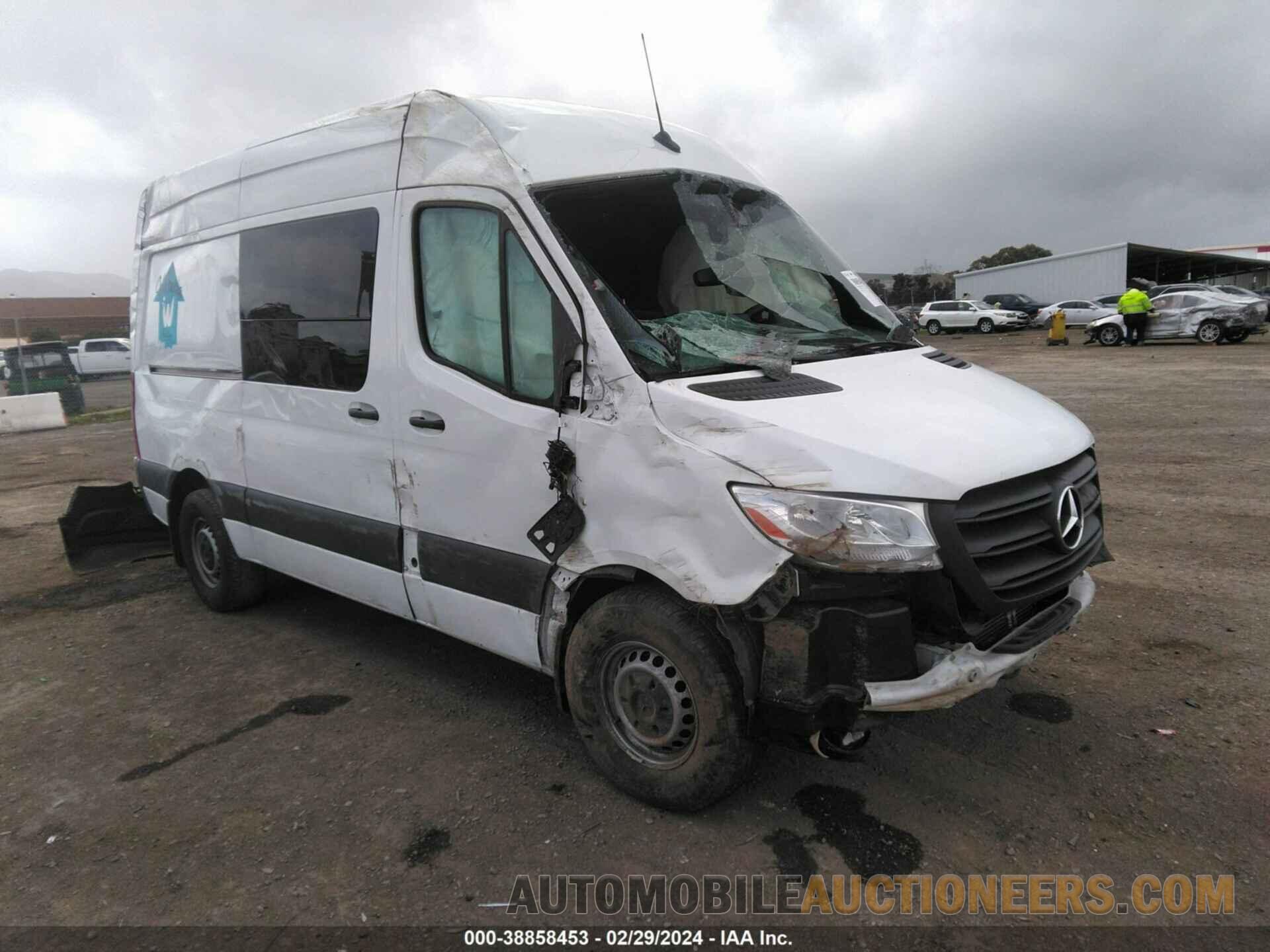 W1W4DBHY2MT053450 MERCEDES-BENZ SPRINTER 2500 2021