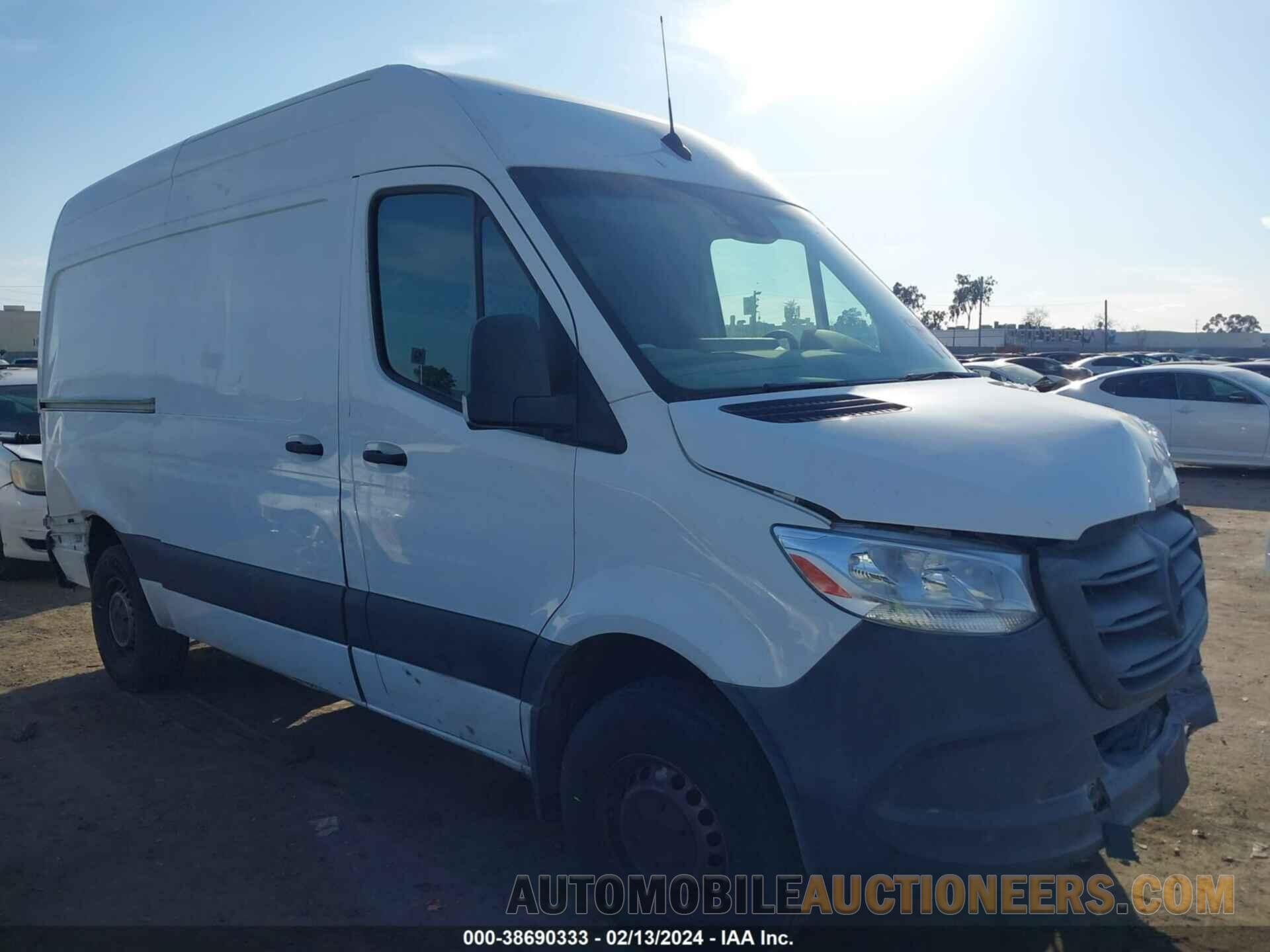 W1W4EBHY6LT026036 MERCEDES-BENZ SPRINTER 2500 2020