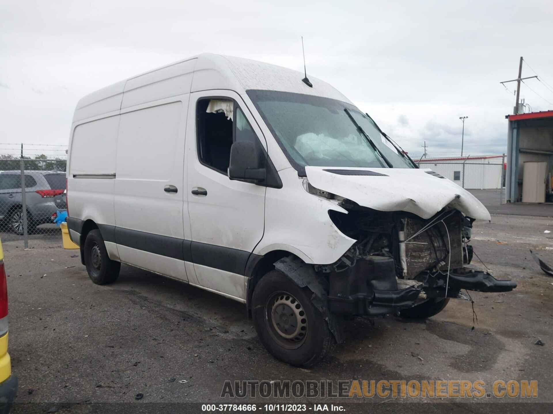 W1W4EBHY7LT019922 MERCEDES-BENZ SPRINTER 2500 2020