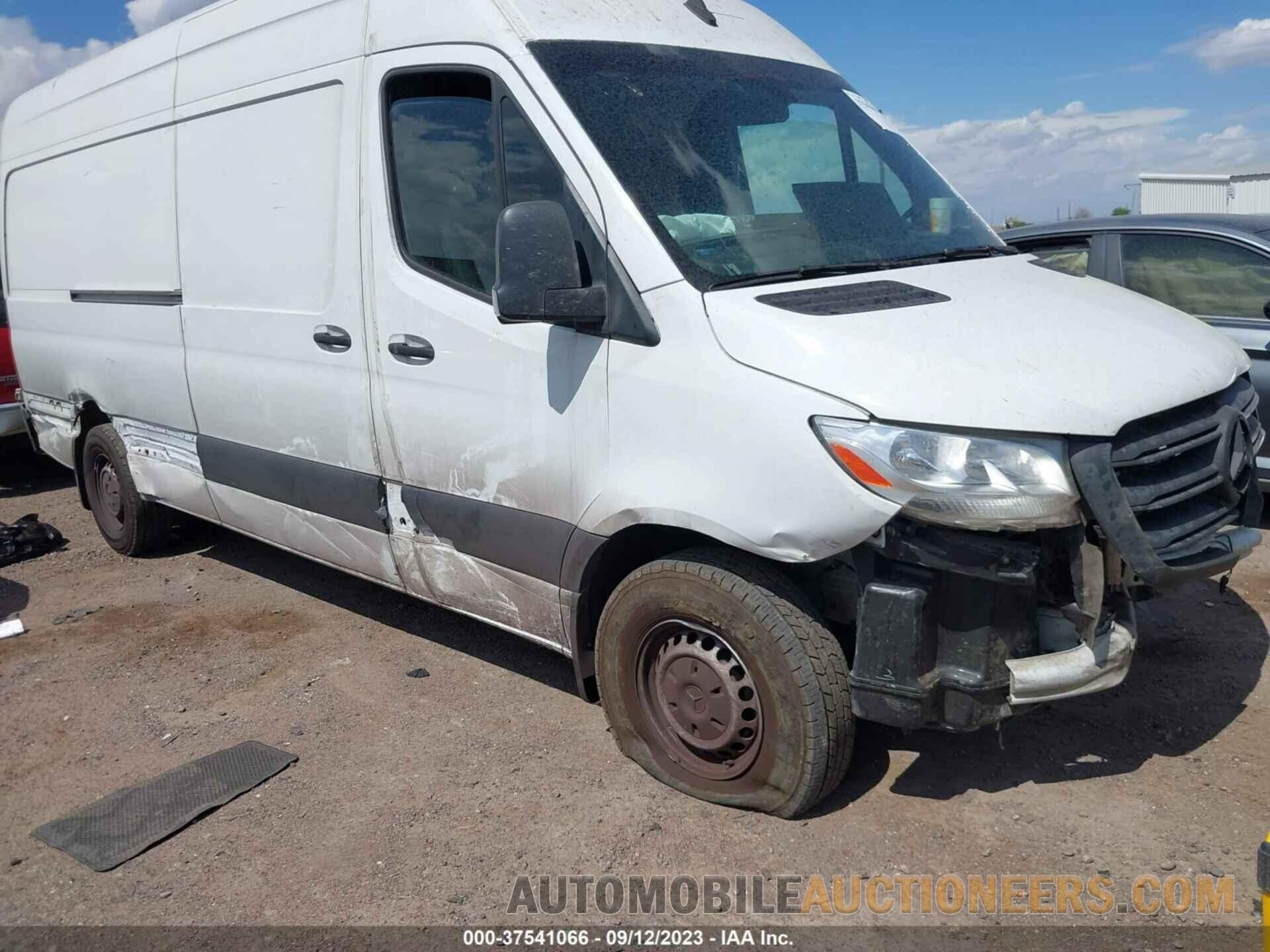 W1W4ECHY8LT035231 MERCEDES-BENZ SPRINTER 2020