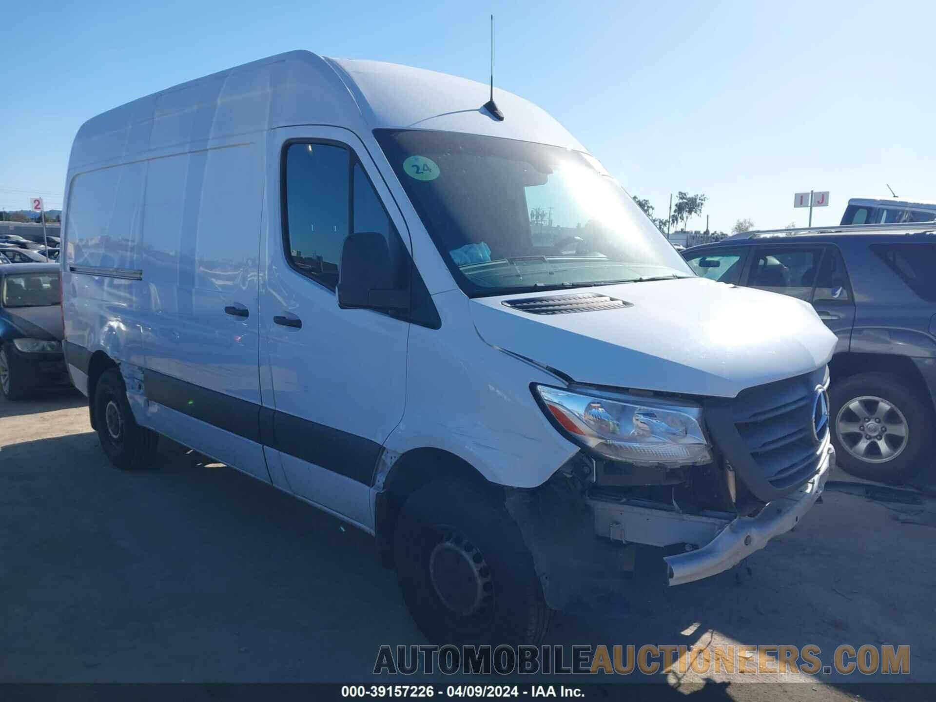 W1W70BGY7LT025300 MERCEDES-BENZ SPRINTER 1500 2020