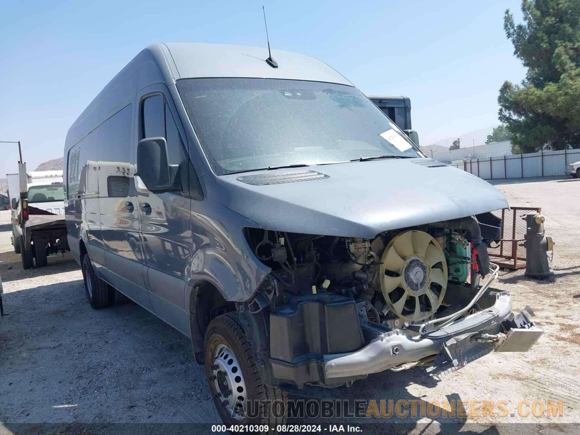 W1W8ED6Y9LT025561 MERCEDES-BENZ SPRINTER 3500XD 2020