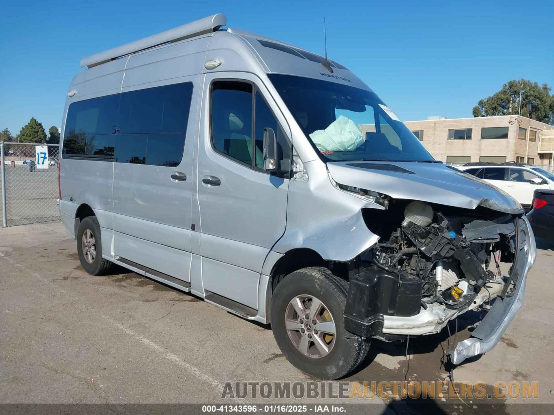 W1X4EBHYXKT018337 MERCEDES-BENZ SPRINTER 2500 2019